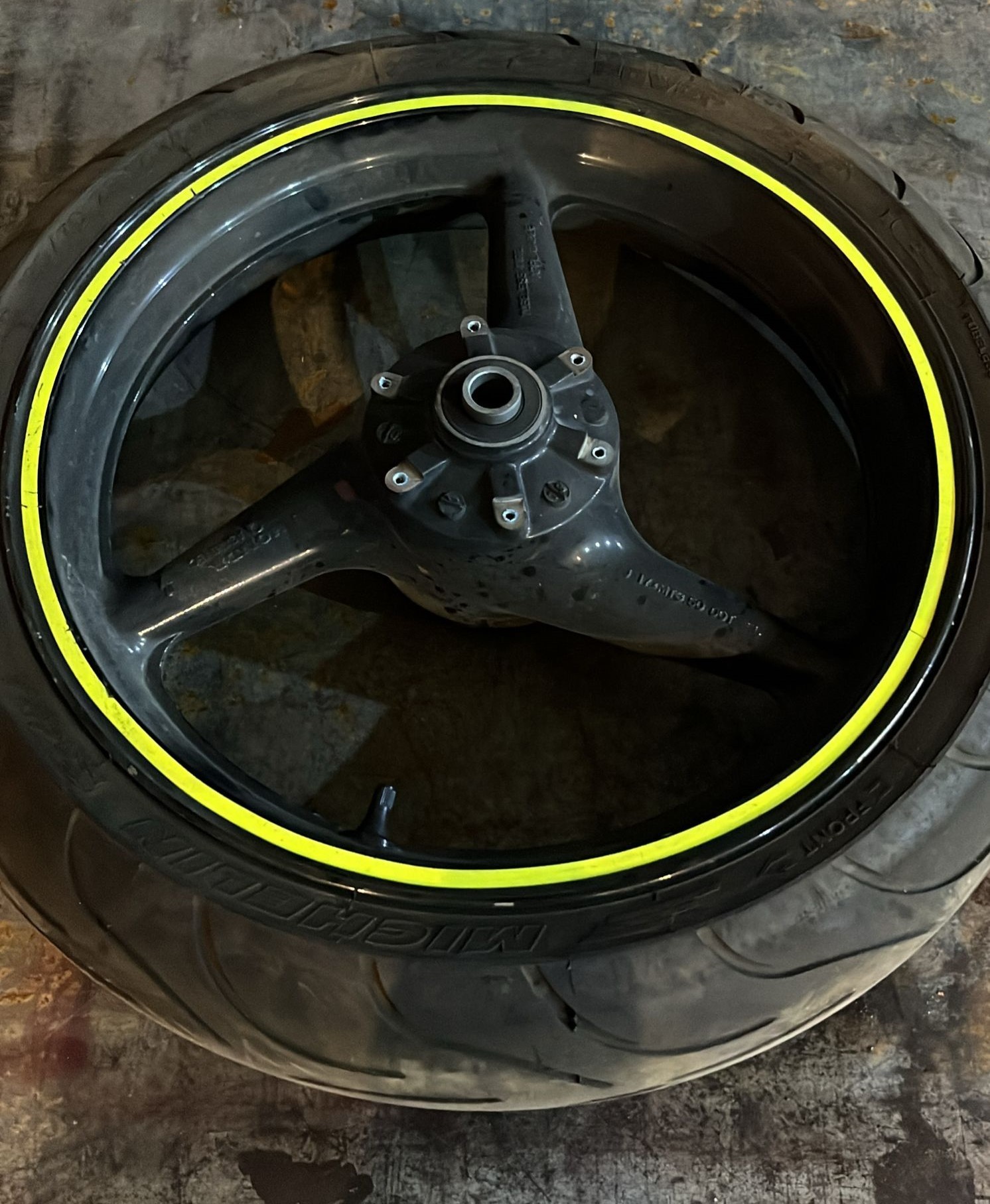 Llanta delantera Honda CBR 600 FS 2002
