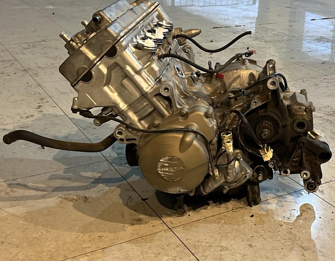 Motor Honda CBR 600 FS 2002
