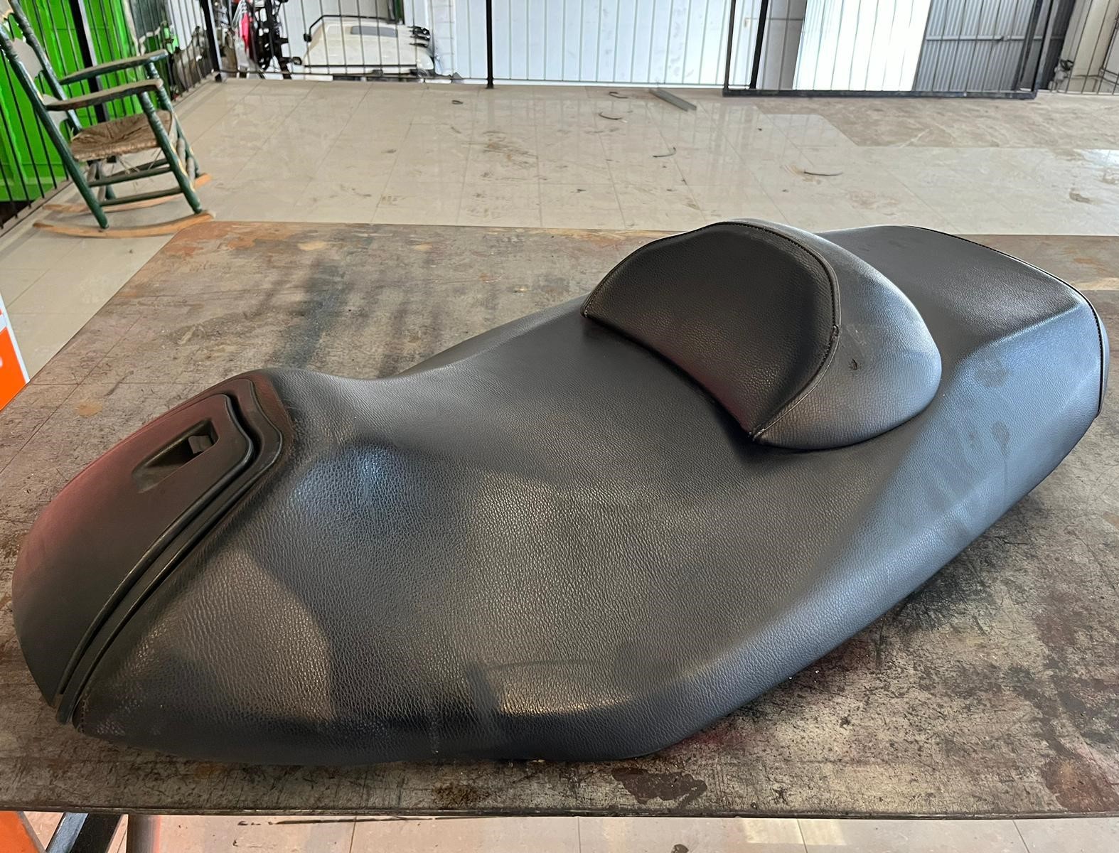 Asiento Kymco Xciting 500 ABS 2009