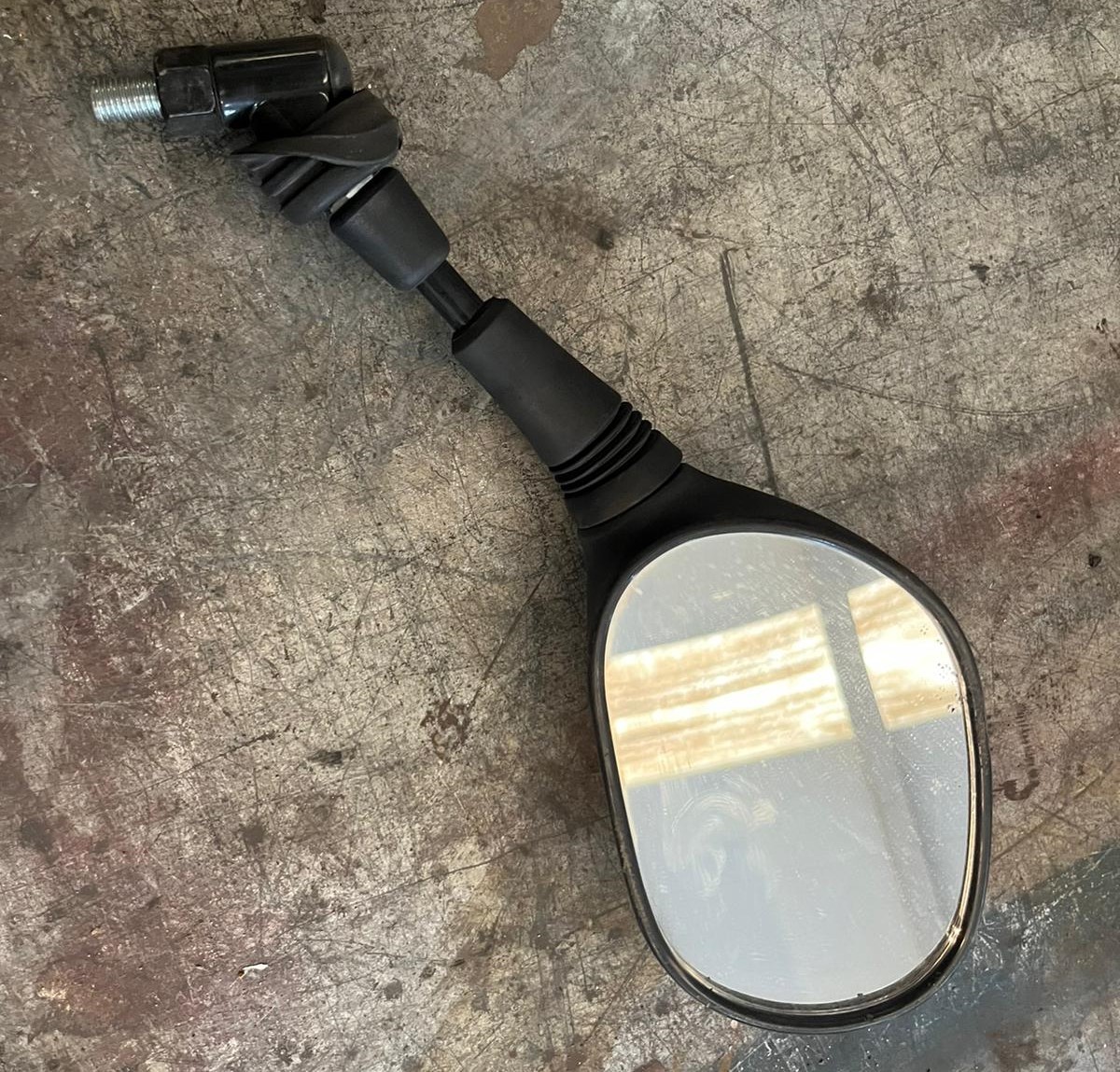 Retrovisor derecho Kymco Xciting 500 ABS 2009