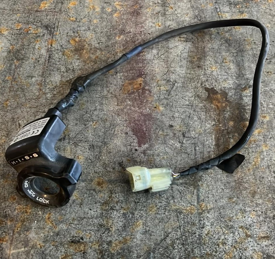 Antena llave Honda CBR 600 FS 2002