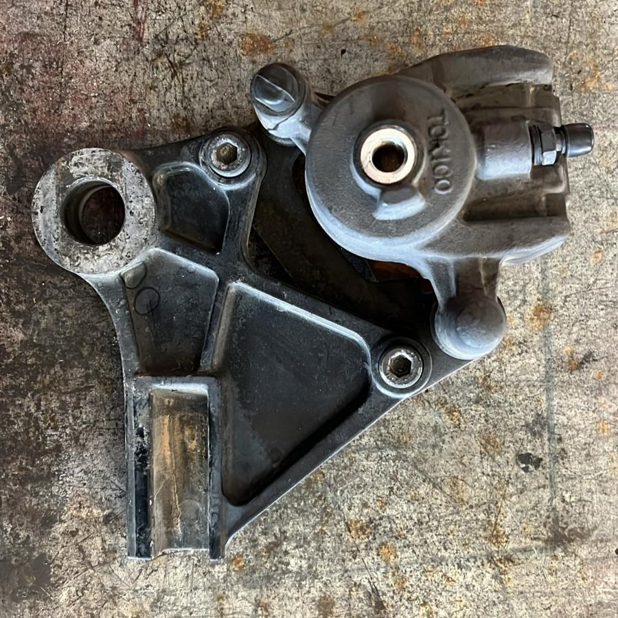 Pinza de freno trasero con soporte Kawasaki ER-6f 2008