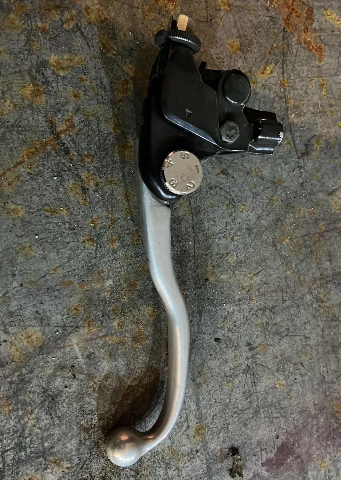Soporte de maneta de embrague Kawasaki ER-6f 2008