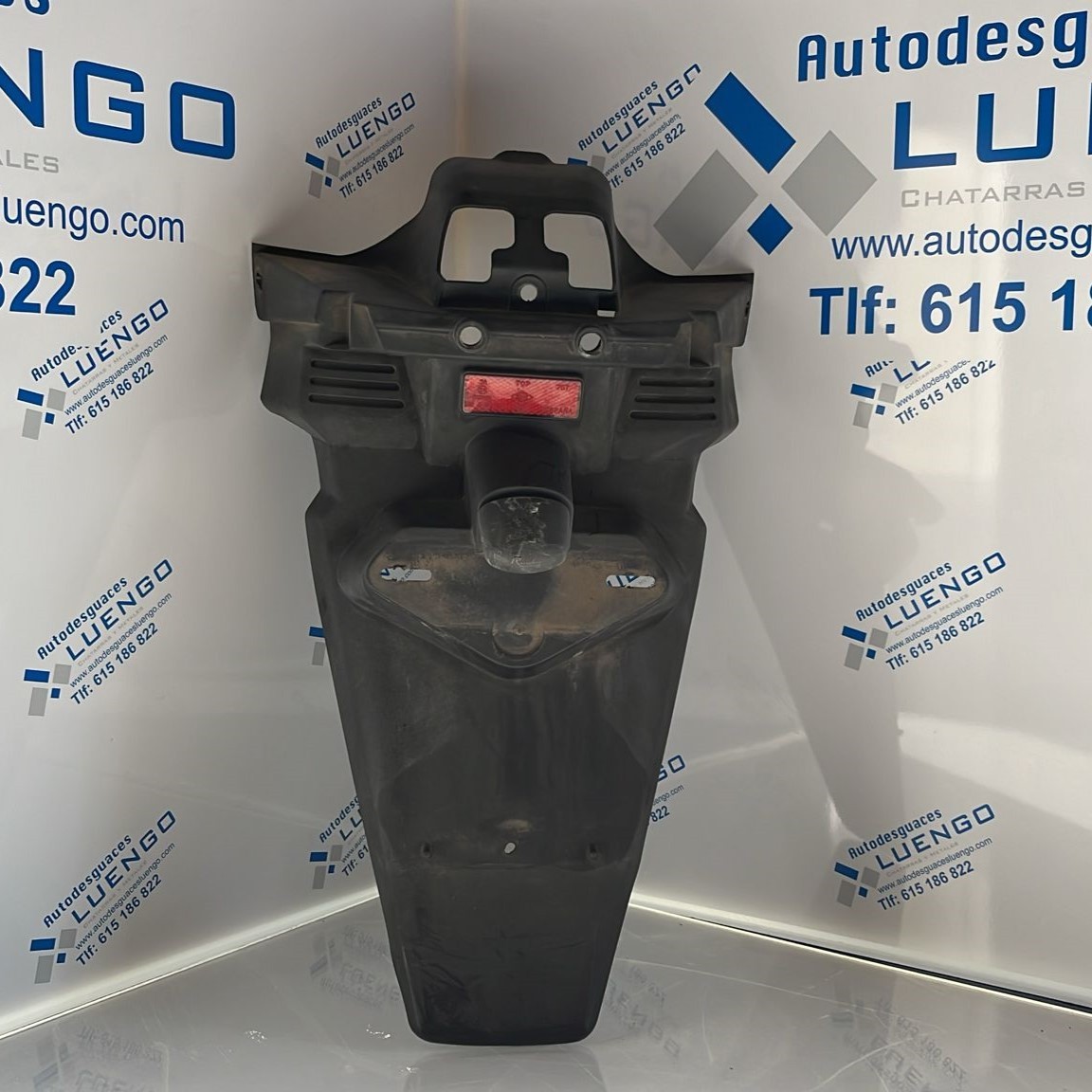 Porta matrículas Yamaha Xmax 250 2005