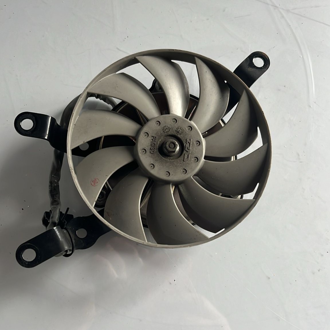 Electroventilador del lado derecho Yamaha R6 2007