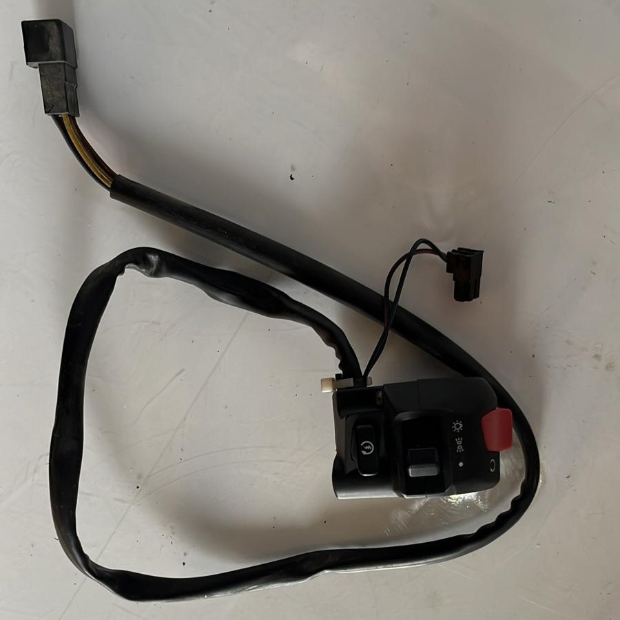 Piña de encendido lado derecho Suzuki SV 650 2002