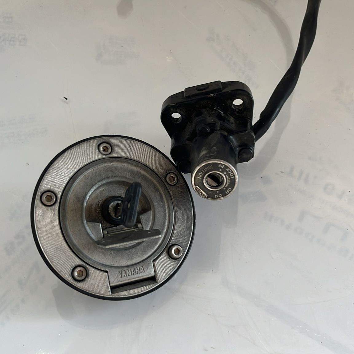 Conjunto de cerraduras Yamaha FZS 600 Fazer 2003