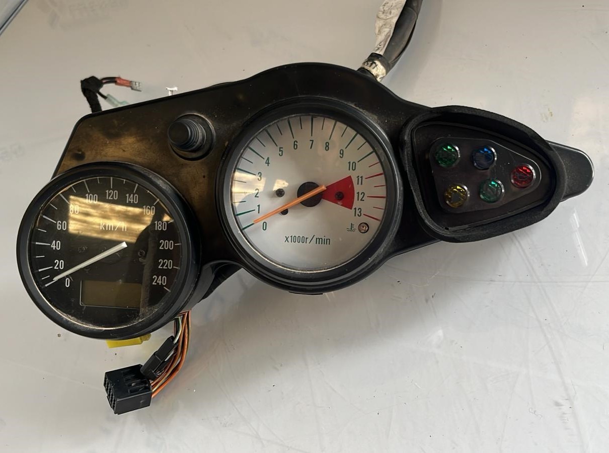 Marcador Suzuki SV 650 S 2003