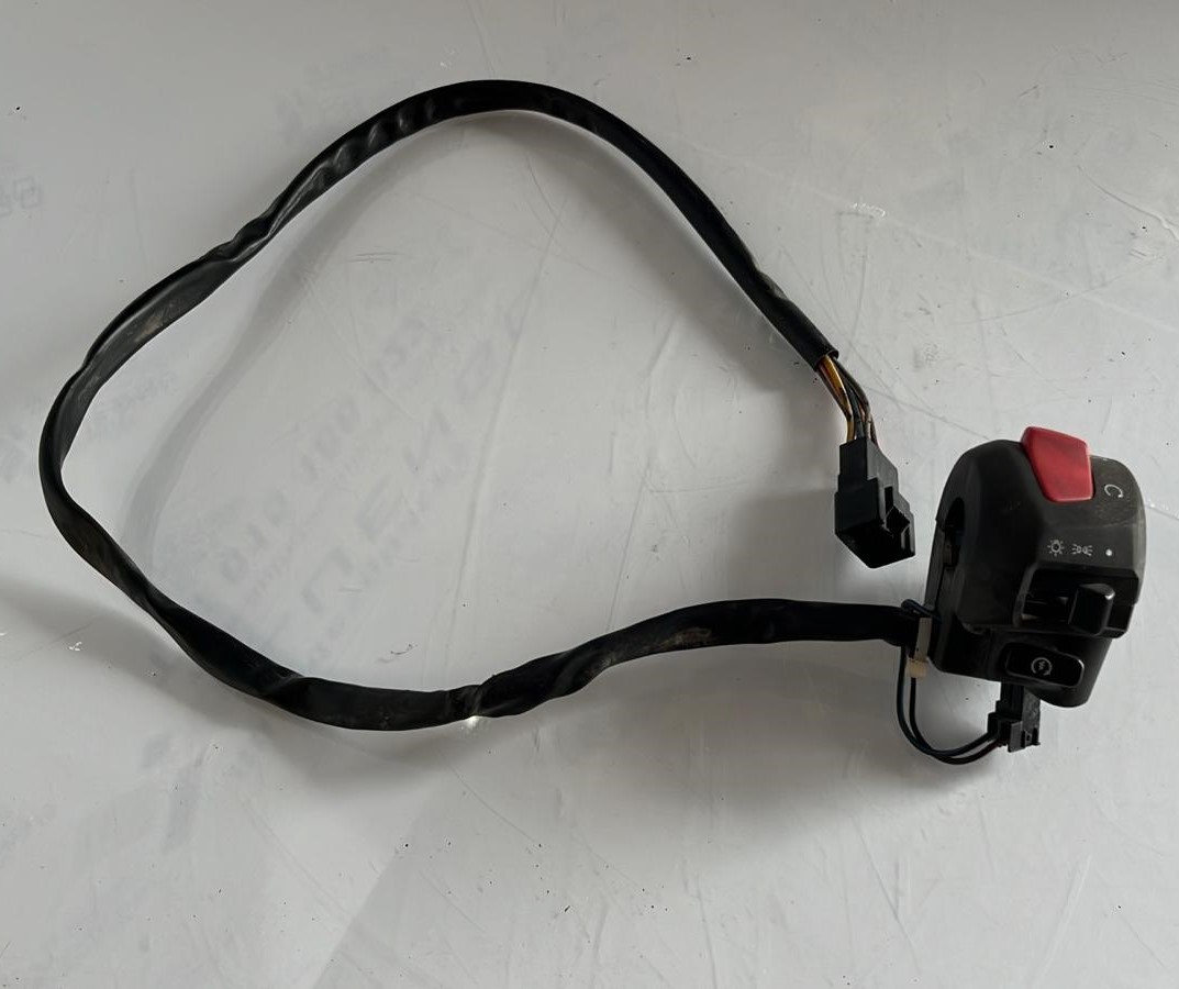 Piña de encendido lado derecho Suzuki SV 650 S 2003