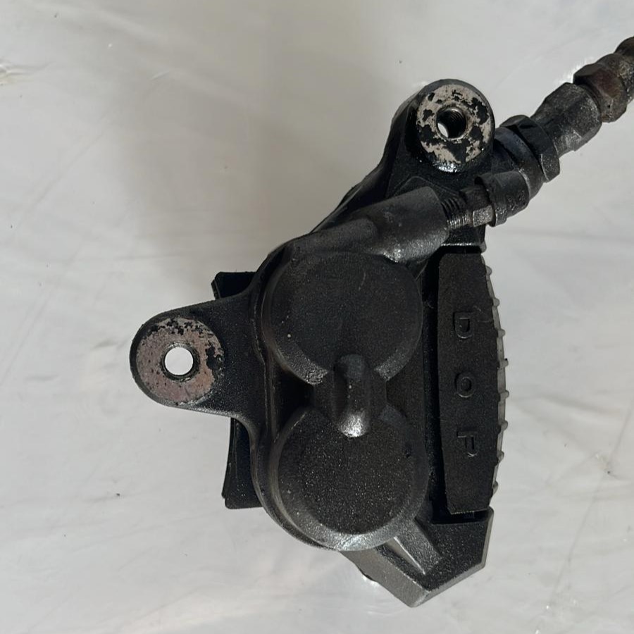 Pinza de freno delantero lado izquierdo Suzuki GSX 750F 1992