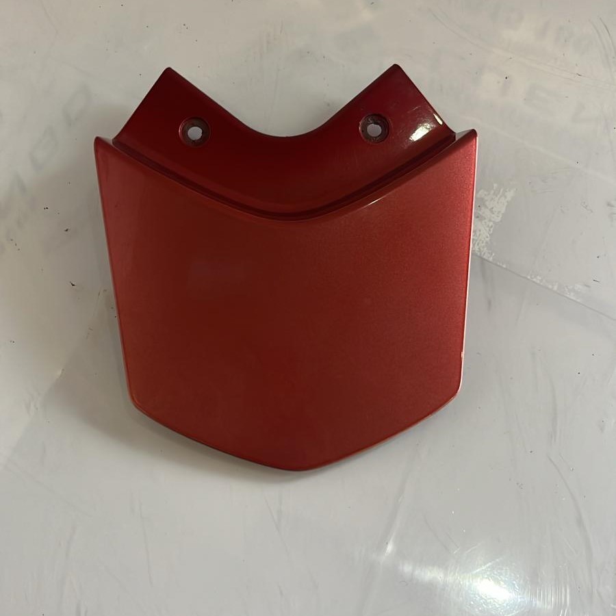 Tapa superior de faro Honda PCX 125 2016