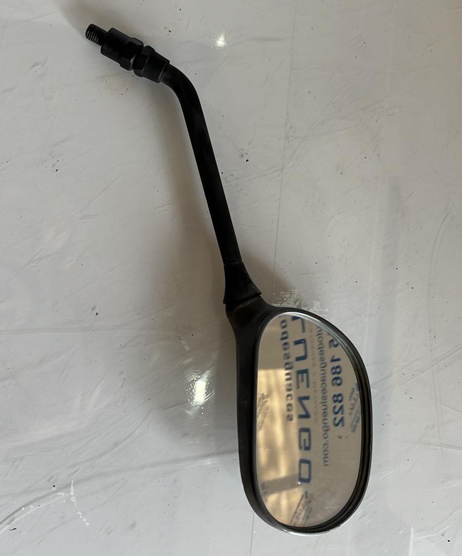 Espejo de lado derecho Yamaha YS 125 2017