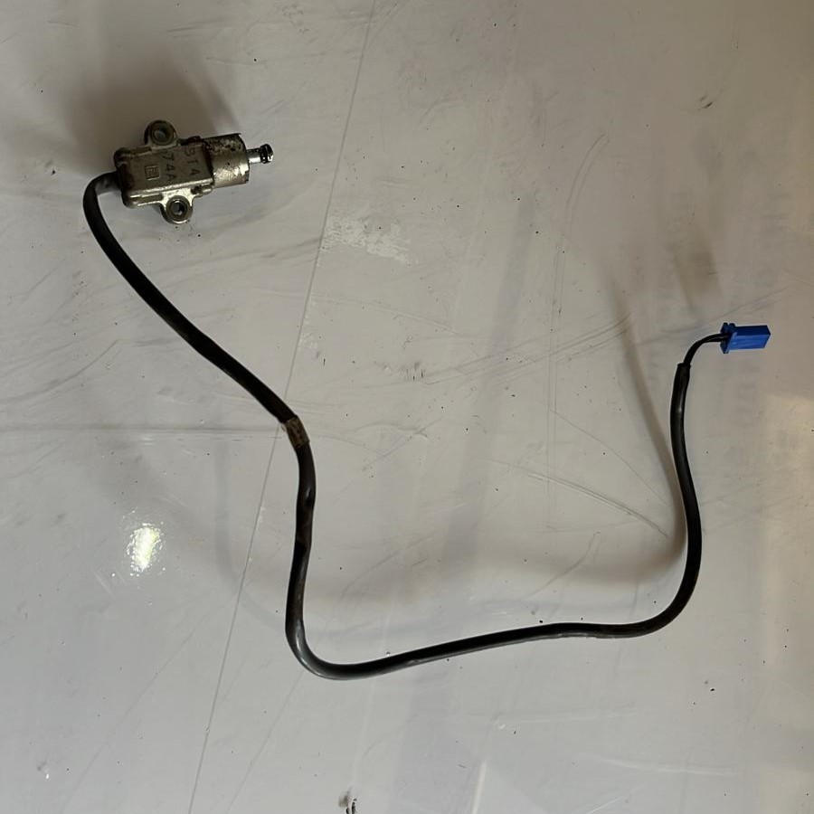 Sensor de caballete lateral Yamaha YS 125 2017