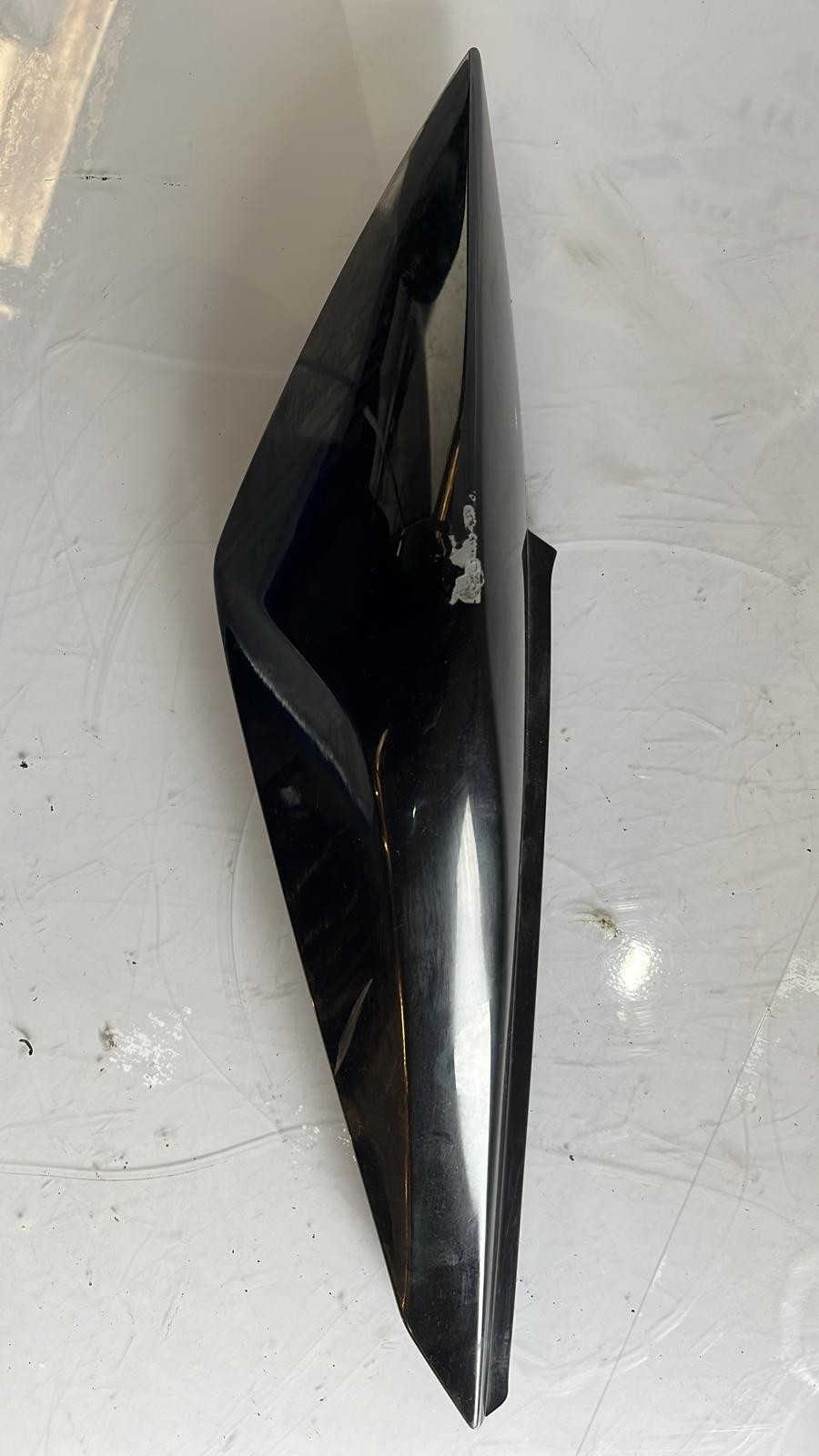 Lateral trasero izquierdo Yamaha Fazer 600 2007