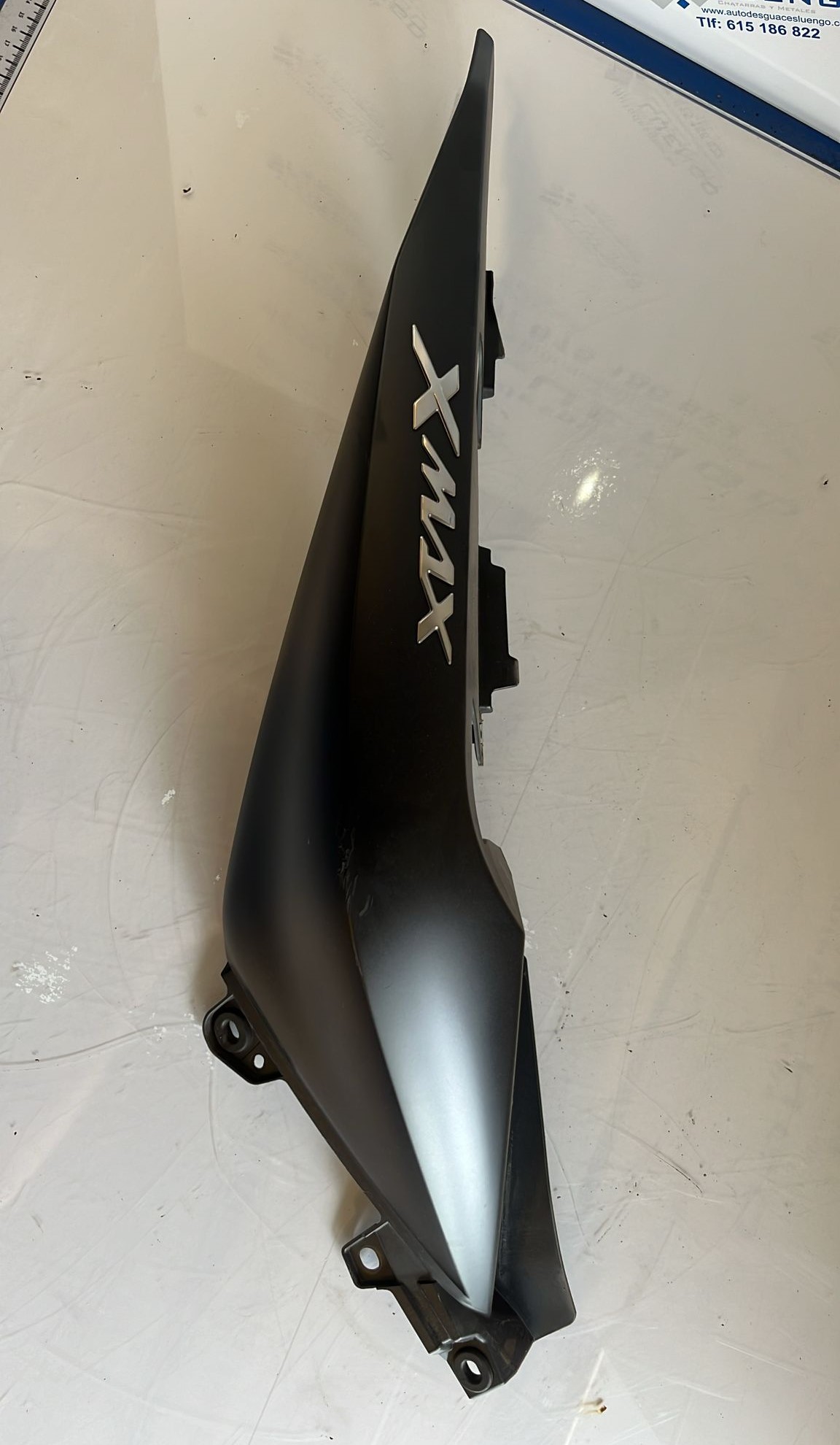 Lateral trasero derecho Yamaha Xmax 125 2019