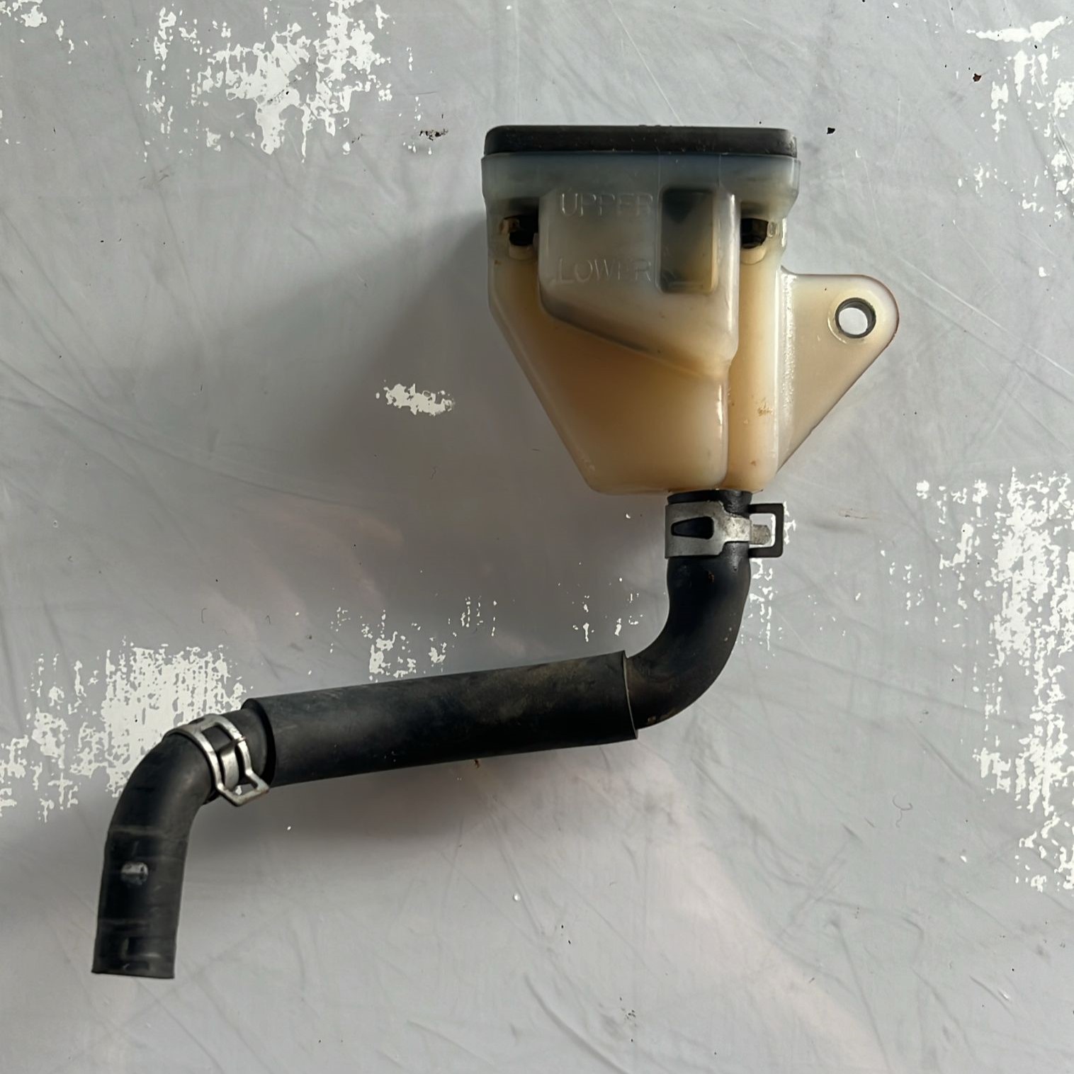 Bote de líquido de frenos trasero Suzuki GSR 600 2007