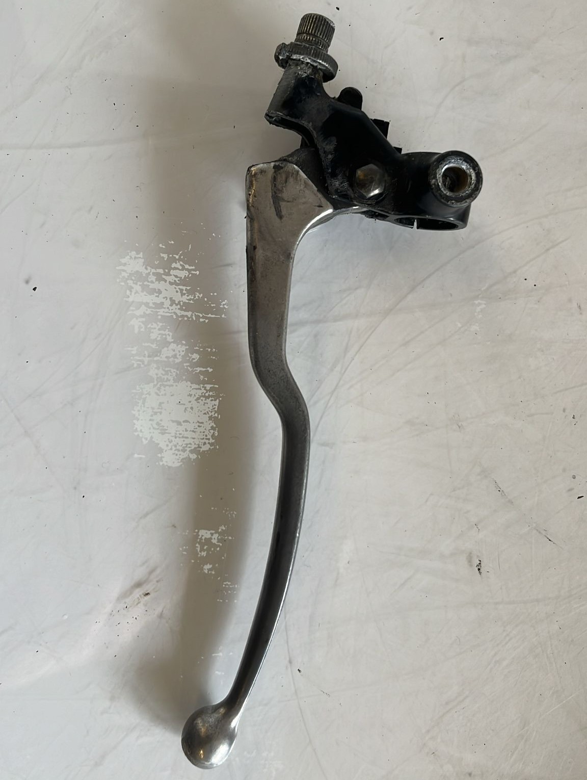 Soporte de maneta de embrague y maneta Suzuki GSR 600 2007