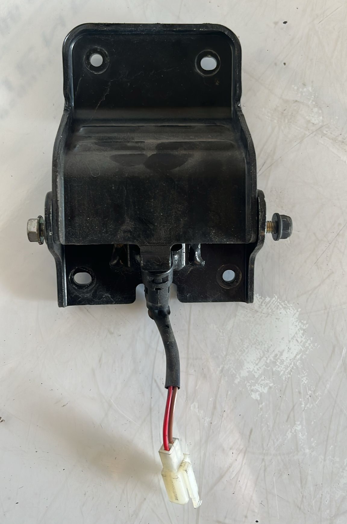 Bisagra con sensor de asiento Sym Cruisym 300 2019