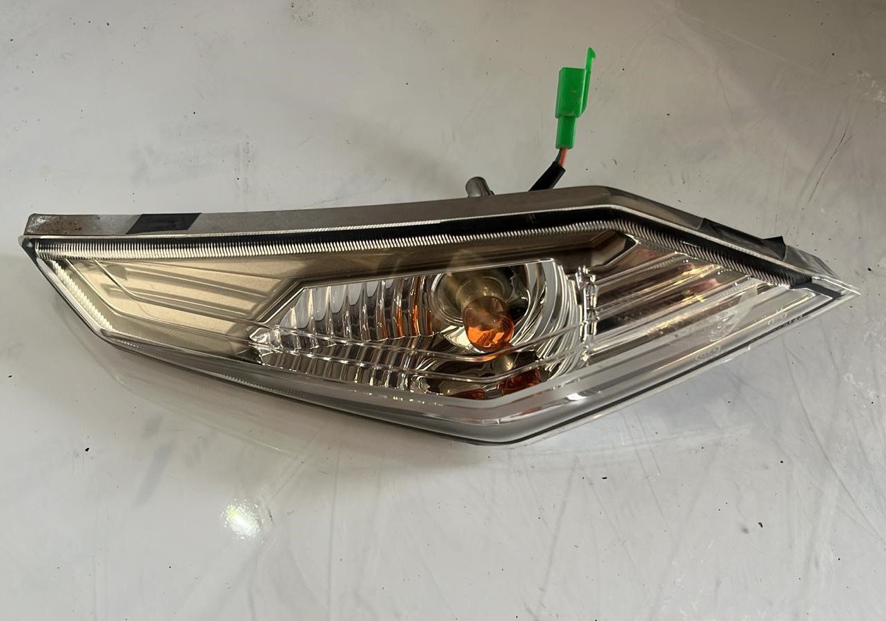 Intermitente delantero izquierdo Sym Jet 14 AC 125 2018