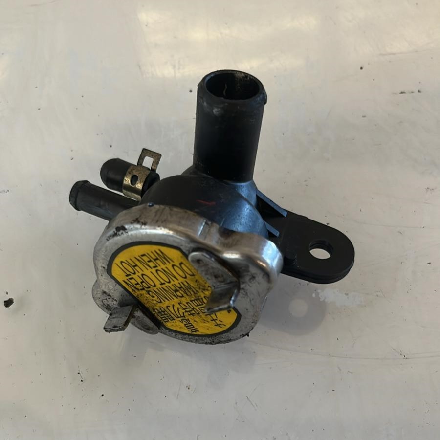 Tapón de circuito refrigerante Sym Joymax 125 2022