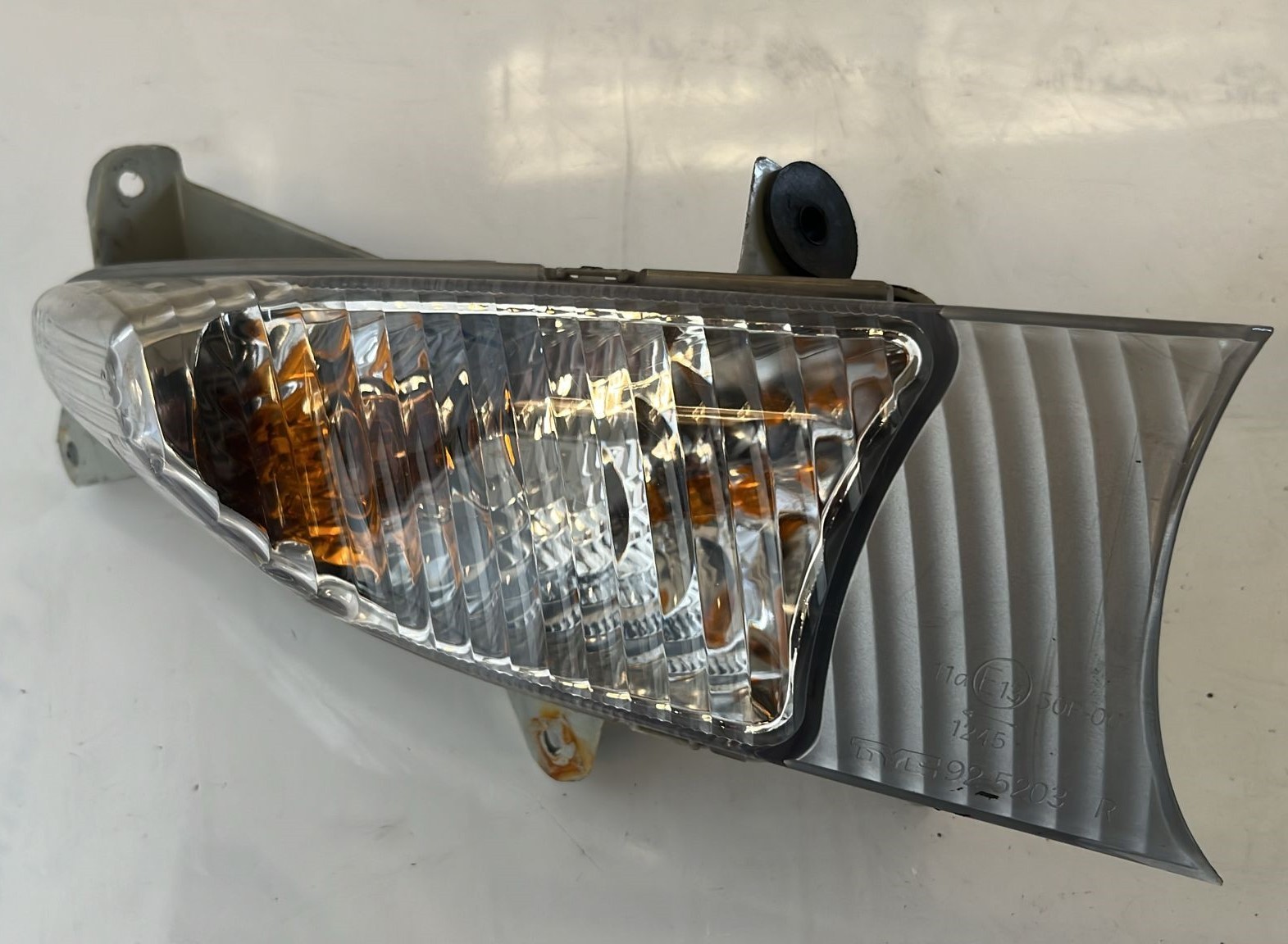 Intermitente delantero derecho Suzuki Burgman 125 2007