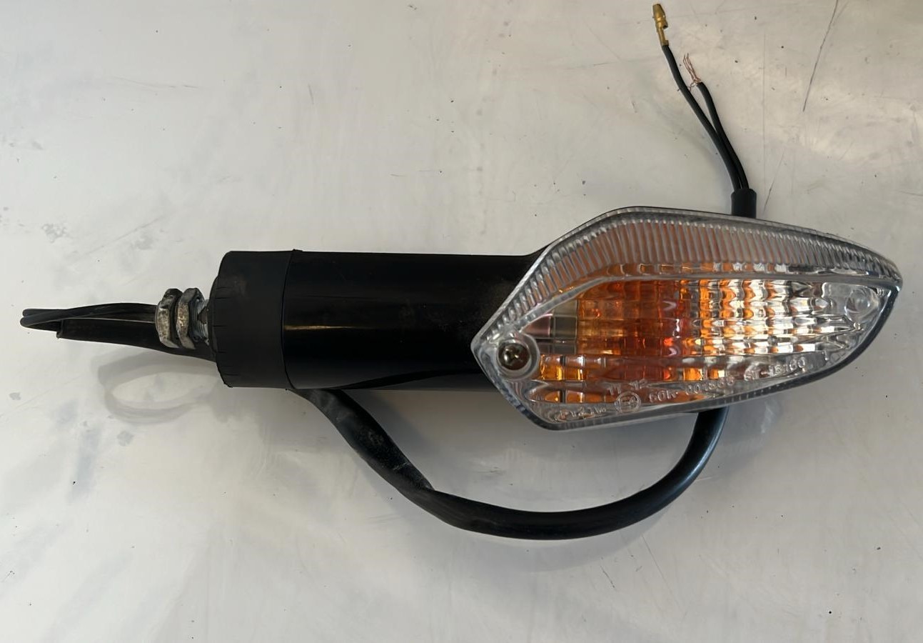 Intermitente trasero izquierdo Yamaha XTZ 750 Super Tenere 1995