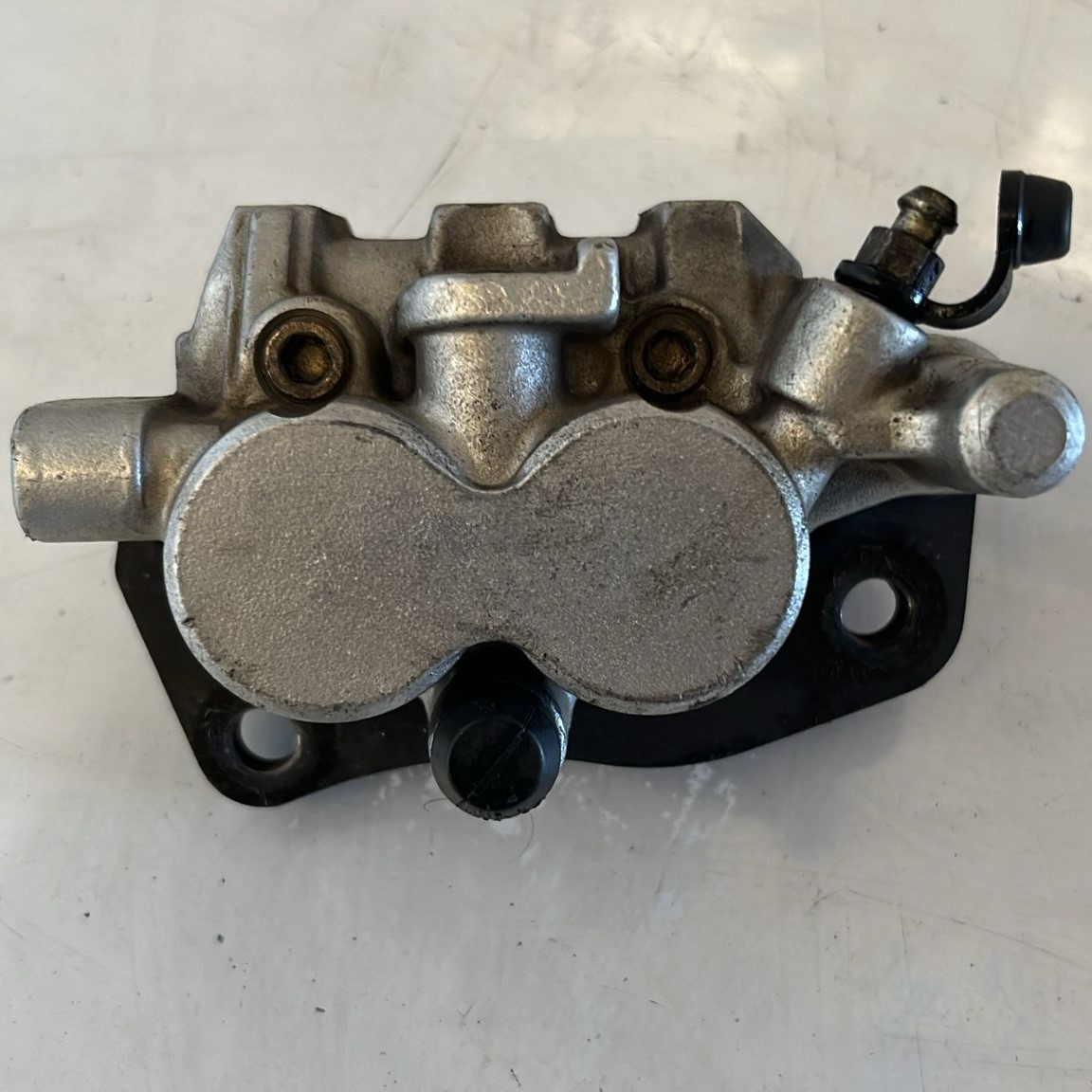 Pinza de freno delantera derecha Yamaha XTZ 750 Super Tenere 1995