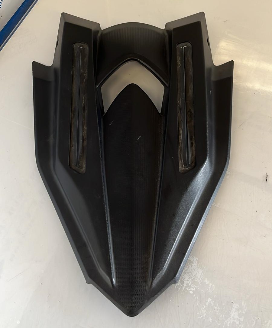 Tapa frontal de marcador Kymco Xciting S 400 2021