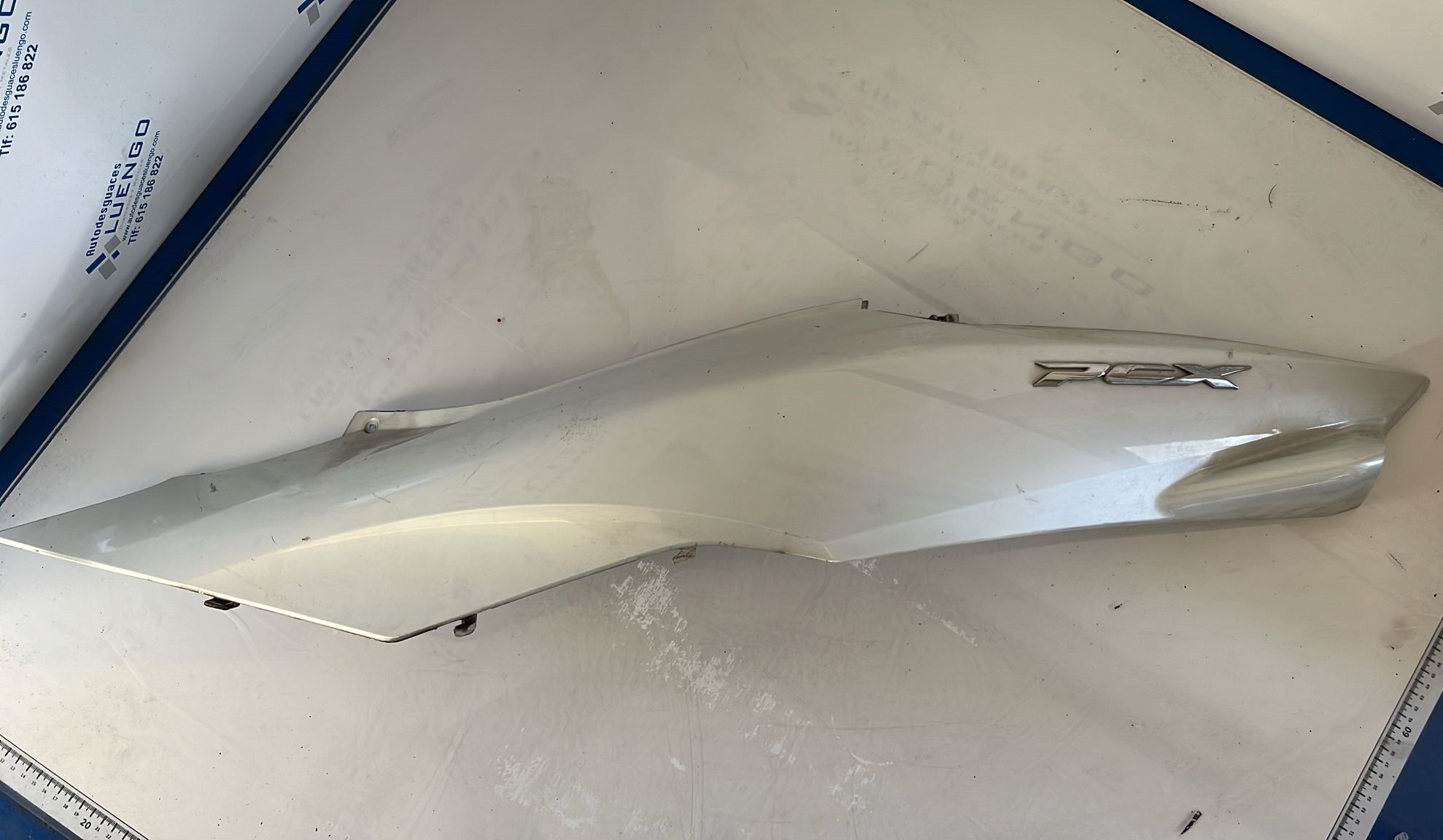 Lateral trasero izquierdo Honda PCX 125 2016