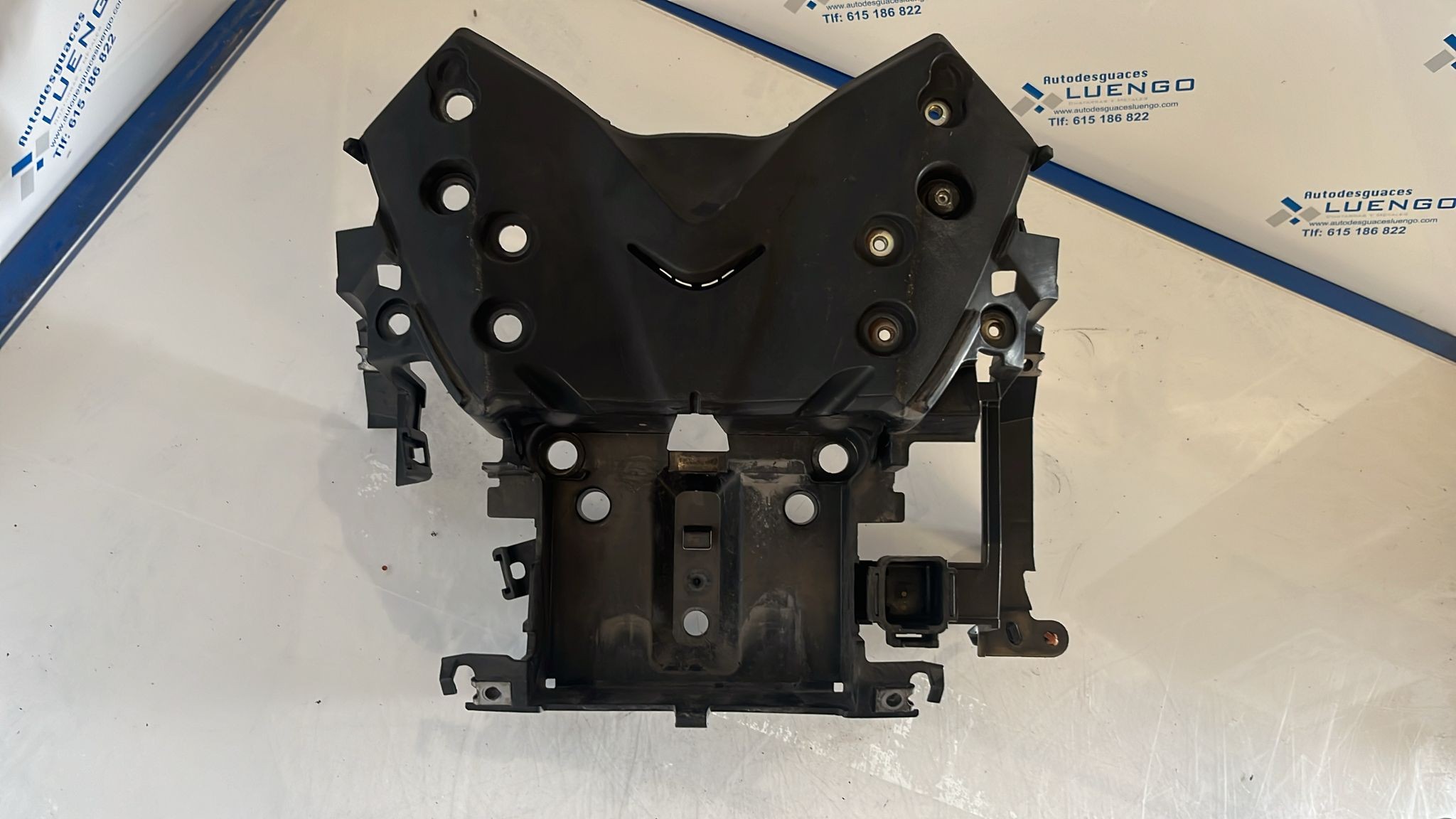 Soporte de batería Yamaha Xmax 125 2019