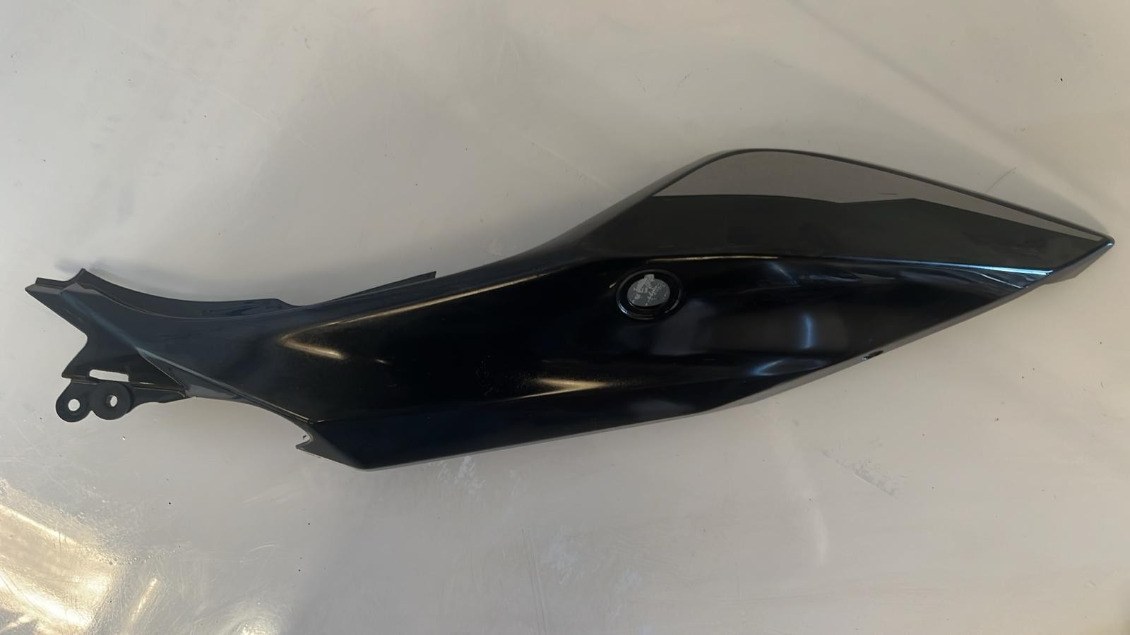 Lateral trasero izquierdo Kawasaki Z 400 2022