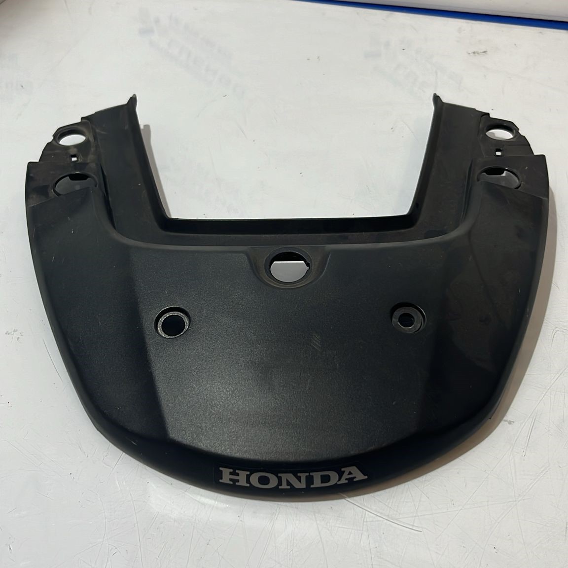 Tapa superior de faro trasero Honda CBF 600 2007