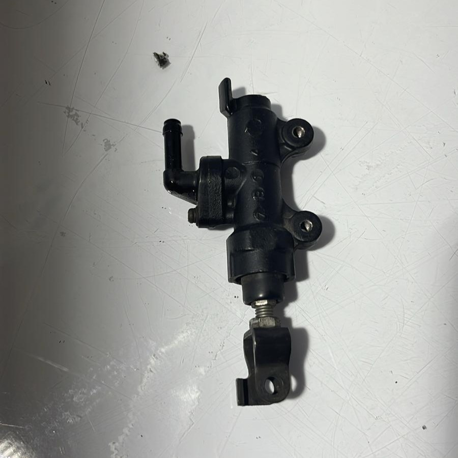 Bomba de freno trasero Honda CBF 600 2007