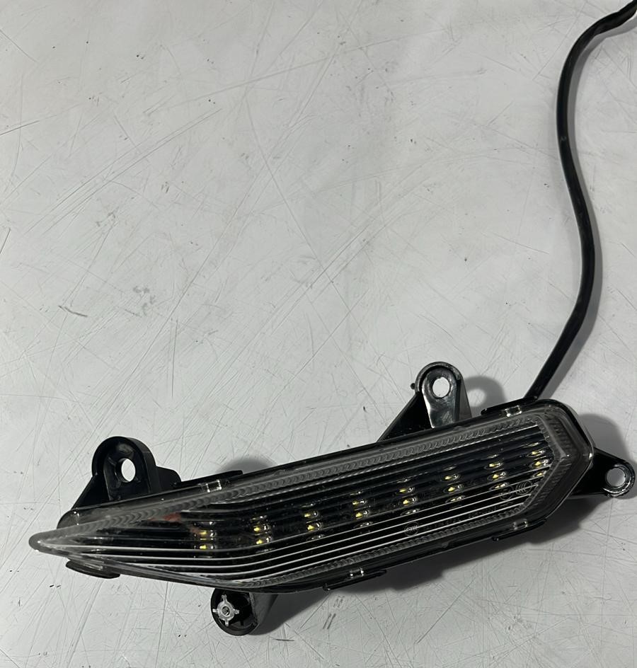 Intermitente delantero izquierdo Sym Cruisym A 125 2022