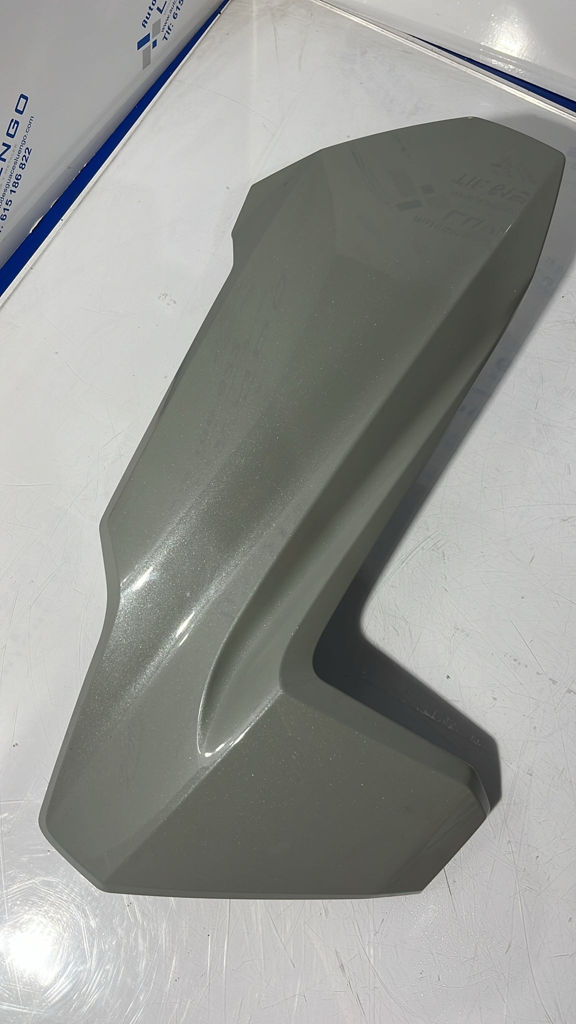 Frontal lado izquierdo Honda Forza 350 2023
