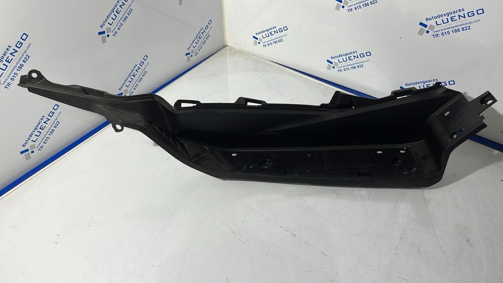 suelo lado derecho honda forza 350 23