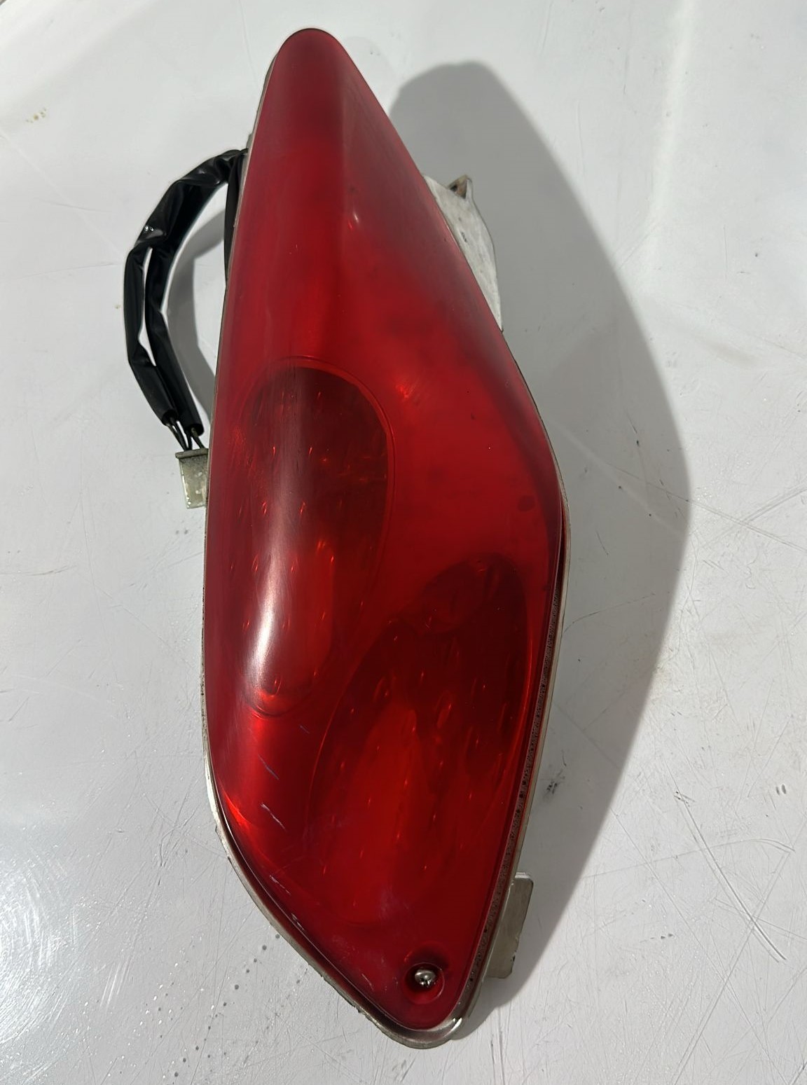 Piloto trasero izquierdo Yamaha Xmax 250 2007