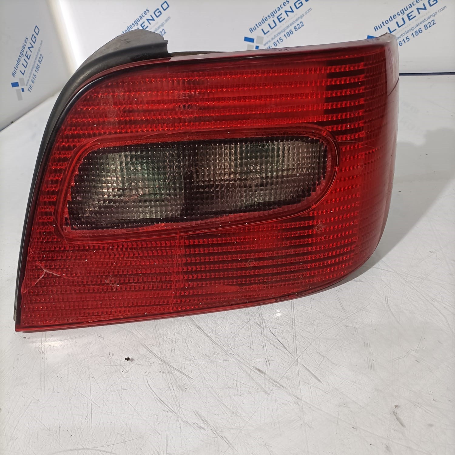 Piloto trasero derecho Citroen Xsara gasolina 2002
