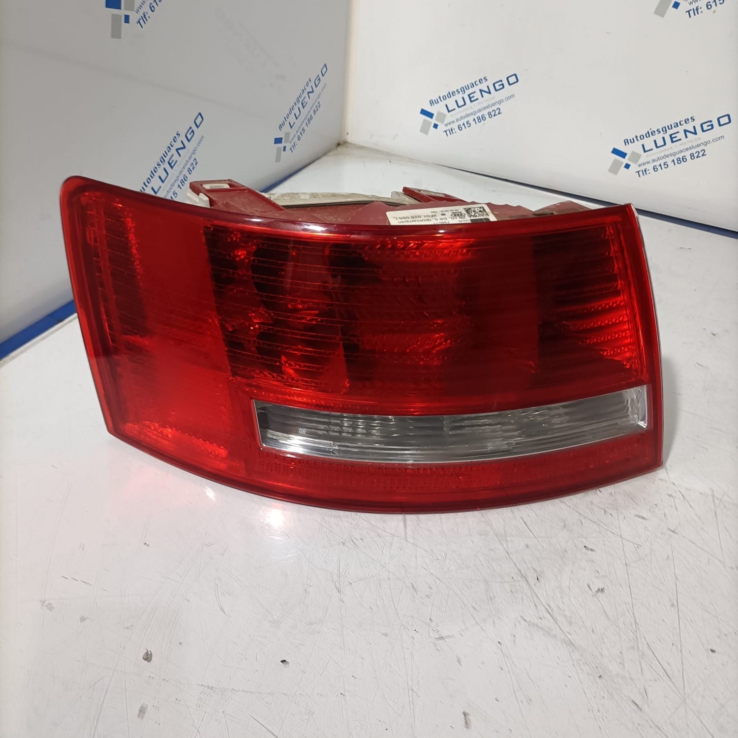 Piloto trasero izquierdo Audi A6 2004-2010