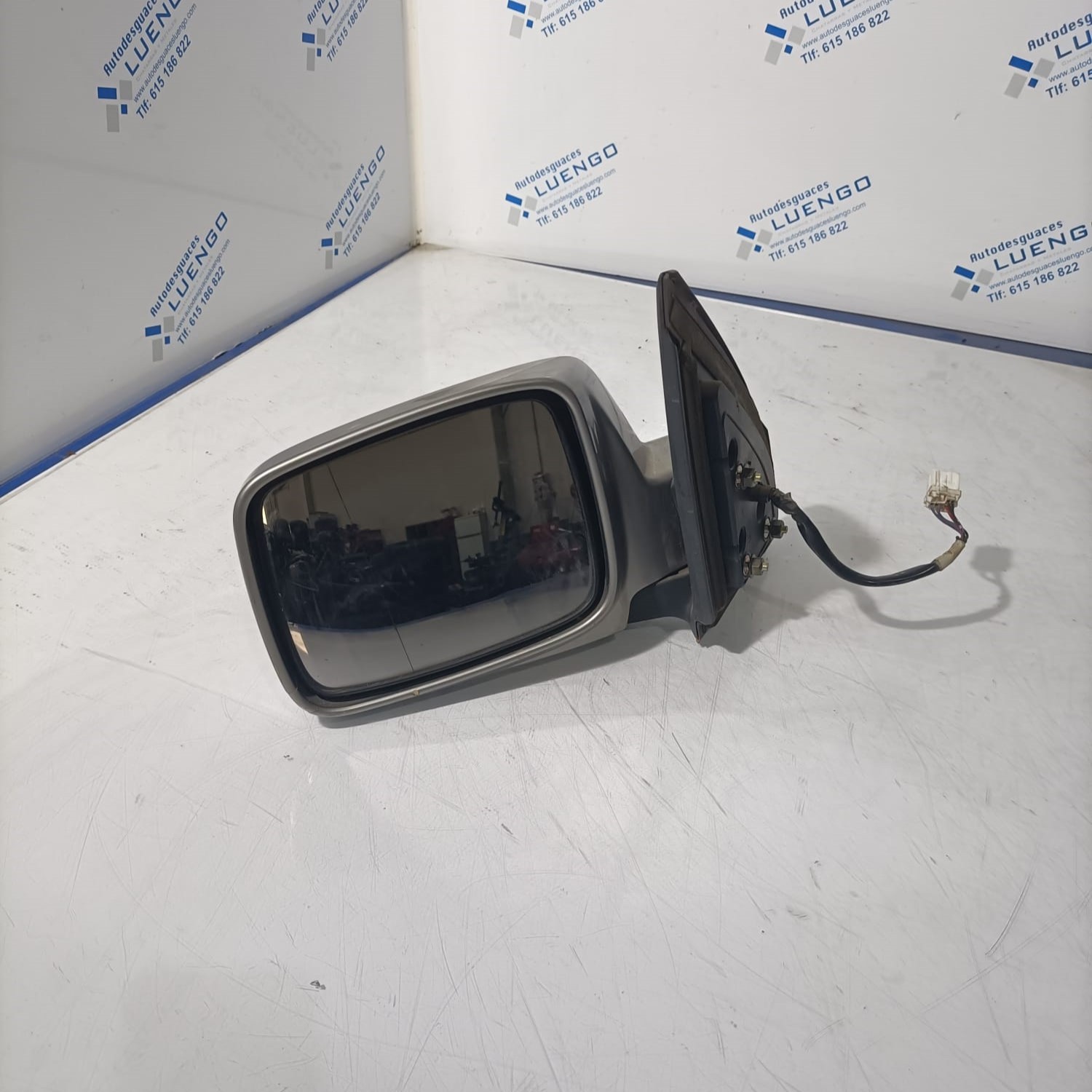 Retrovisor izquierdo Nissan X-Trail 2002