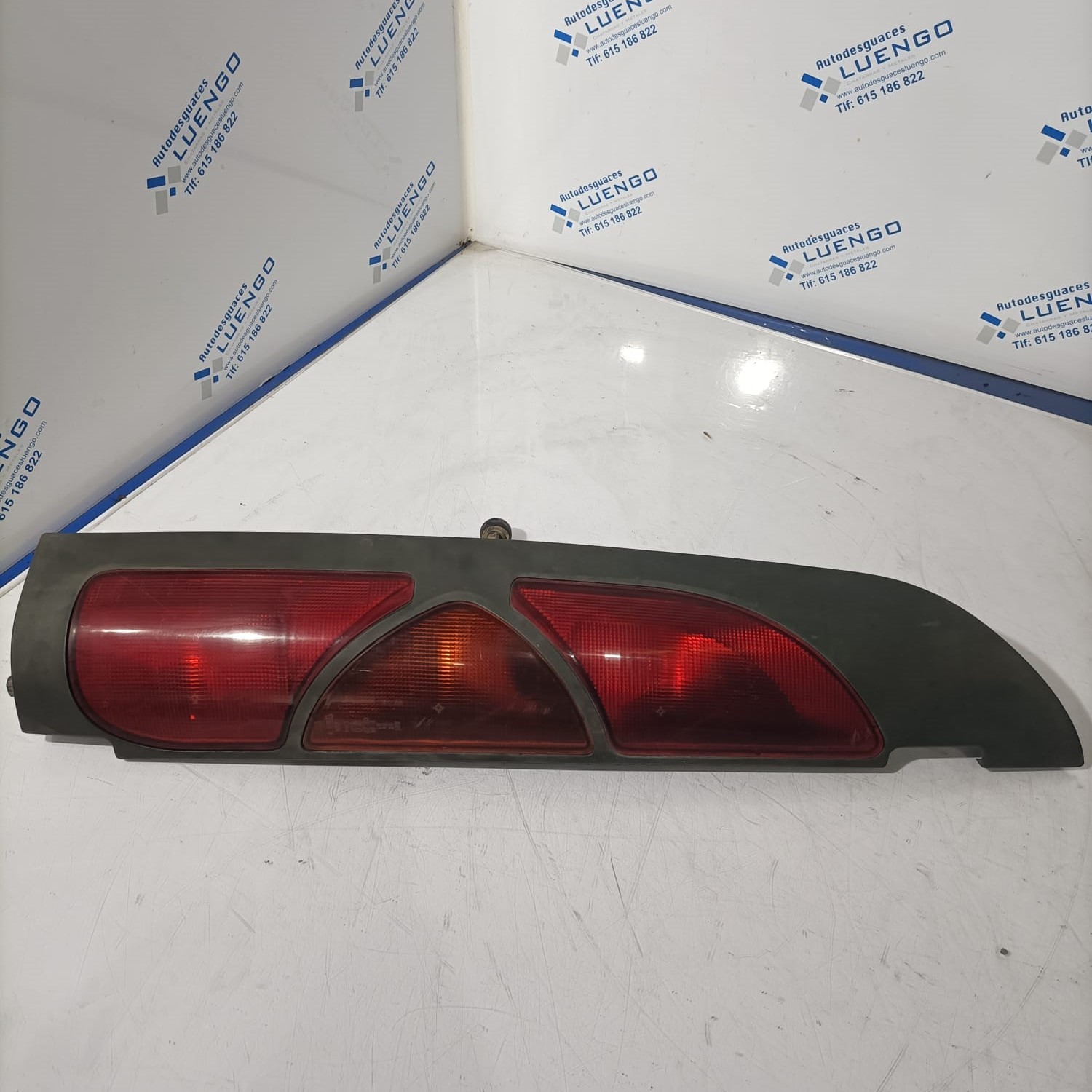 Piloto trasero izquierdo Renault Kangoo 2000-2008