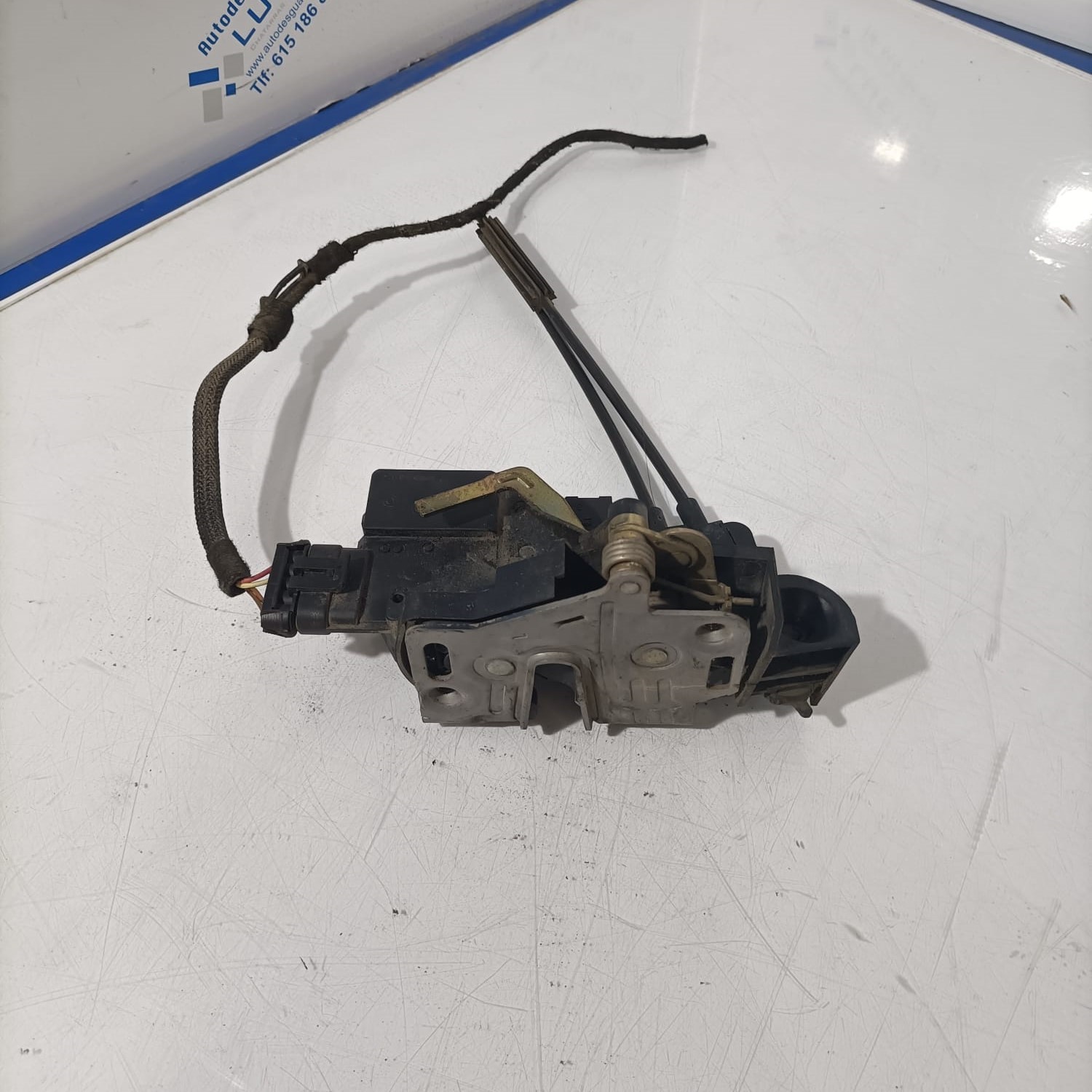 Cerradura trasera izquierda Mercedes ML 270 2003