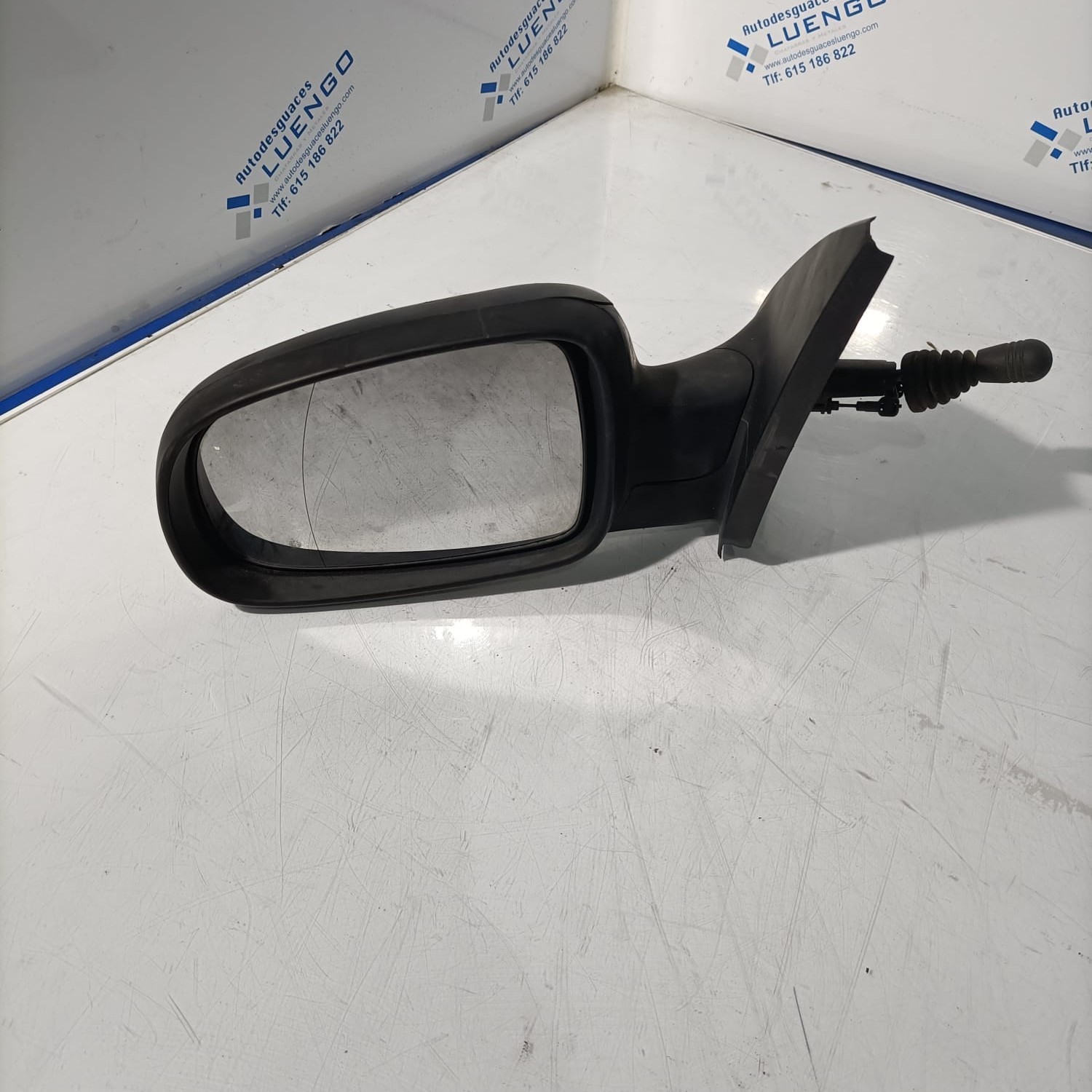 Retrovisor izquierdo Opel Corsa 2004