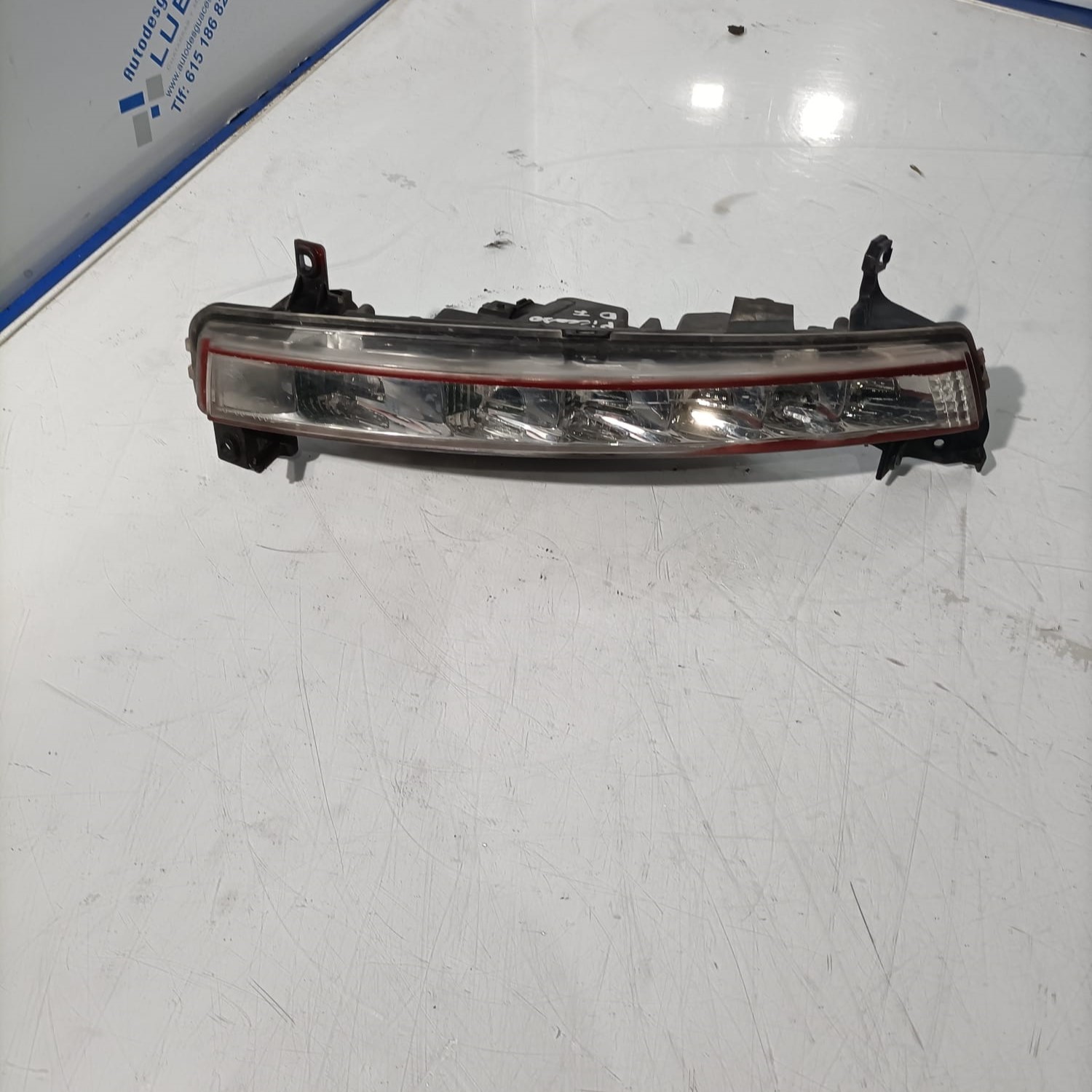 Faro antiniebla delantero izquierdo Citroen C4 Picasso 1.6 HDI 2011