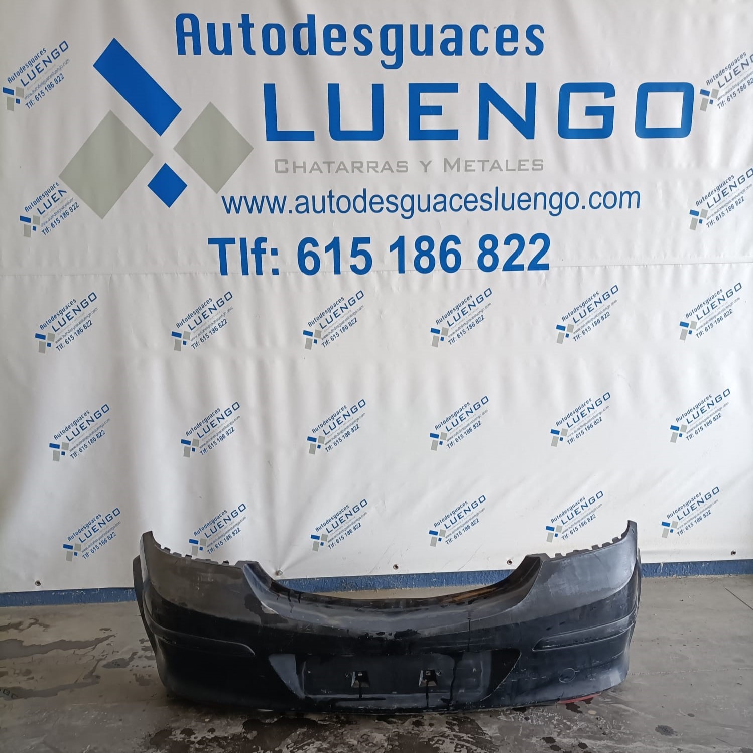 Paragolpes trasero Opel Astra GTC 2005
