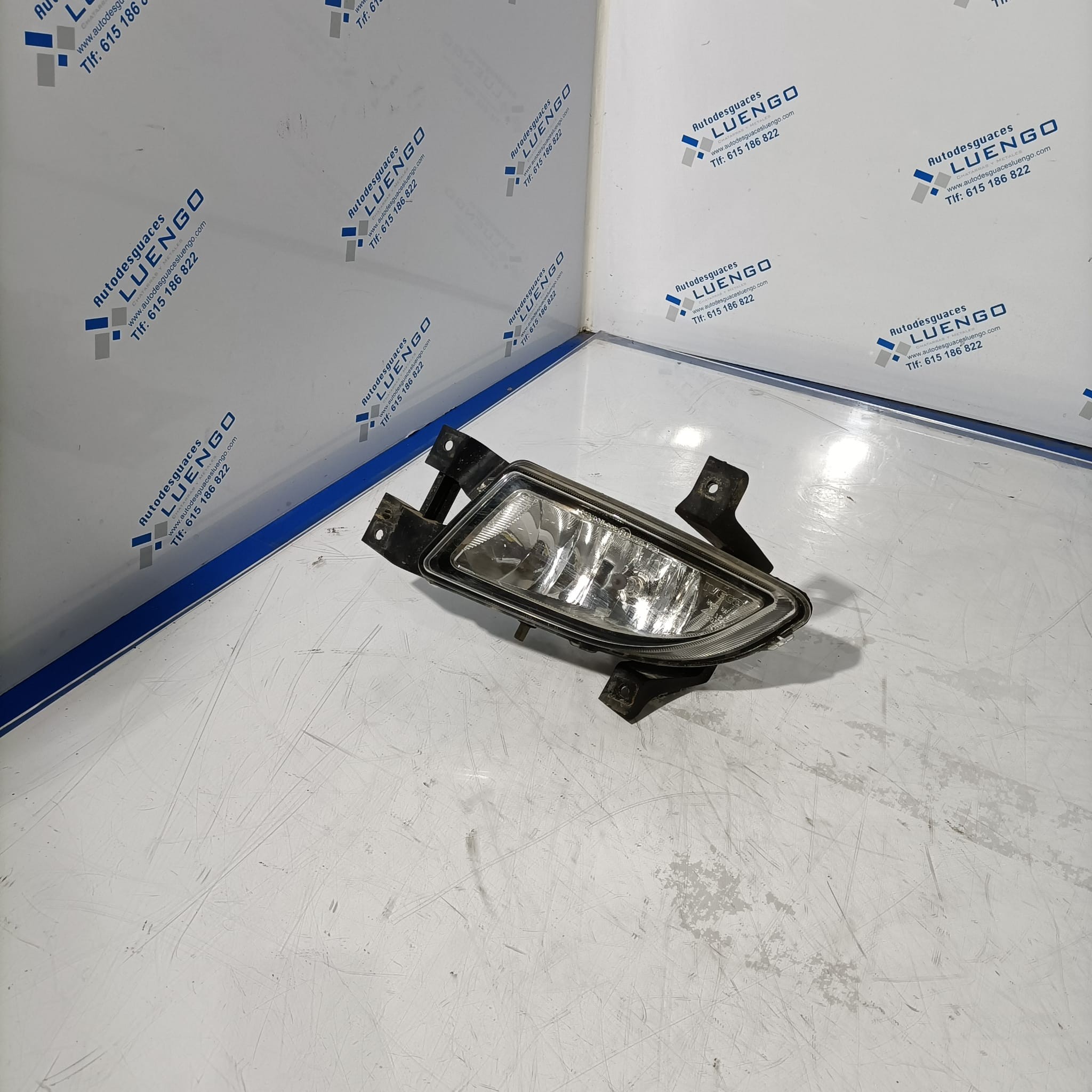 Faro antiniebla delantero derecho Iveco Daily 35s 11 2-3 2014