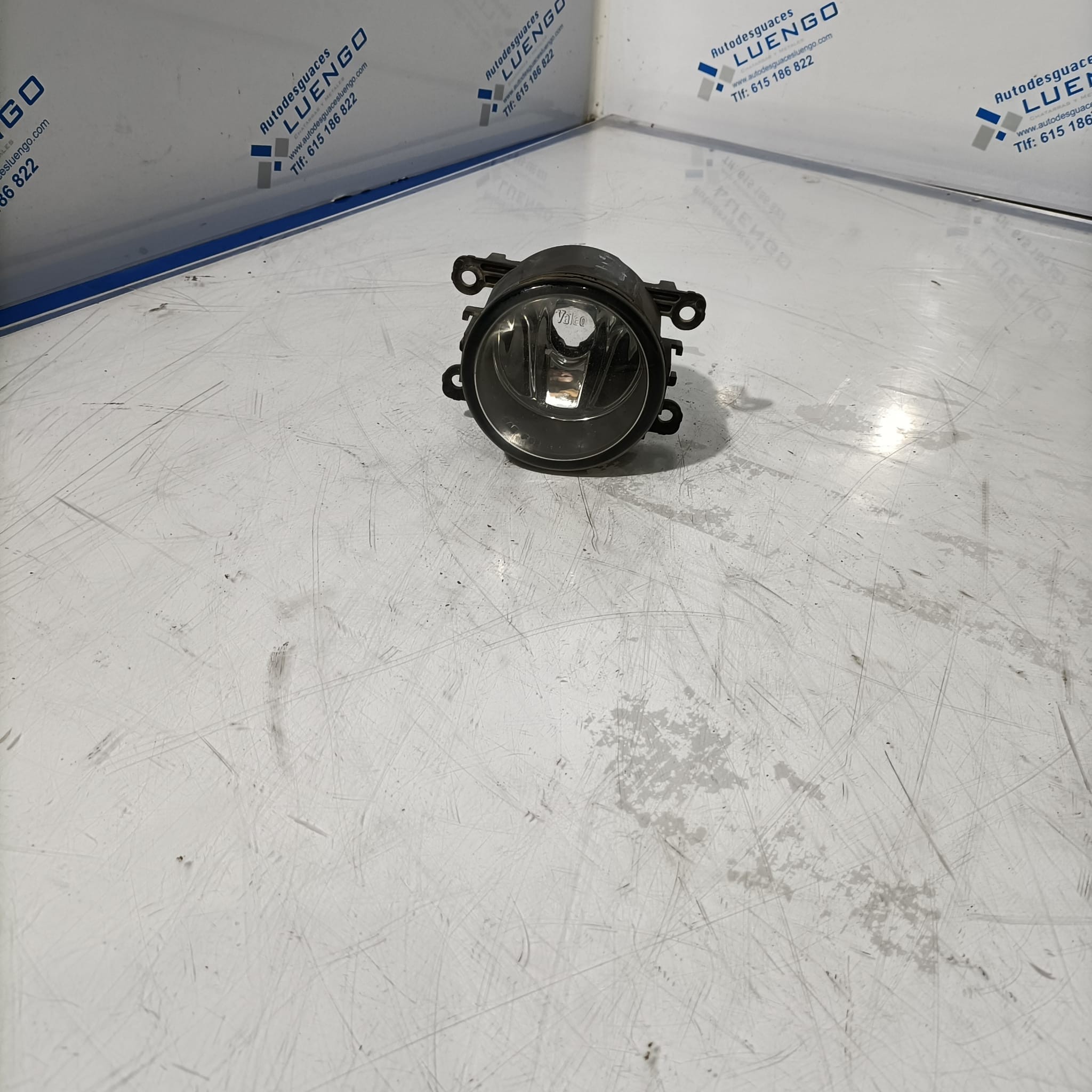 Faro antiniebla delantero izquierdo Citroen C4 1.6 HDI 2006