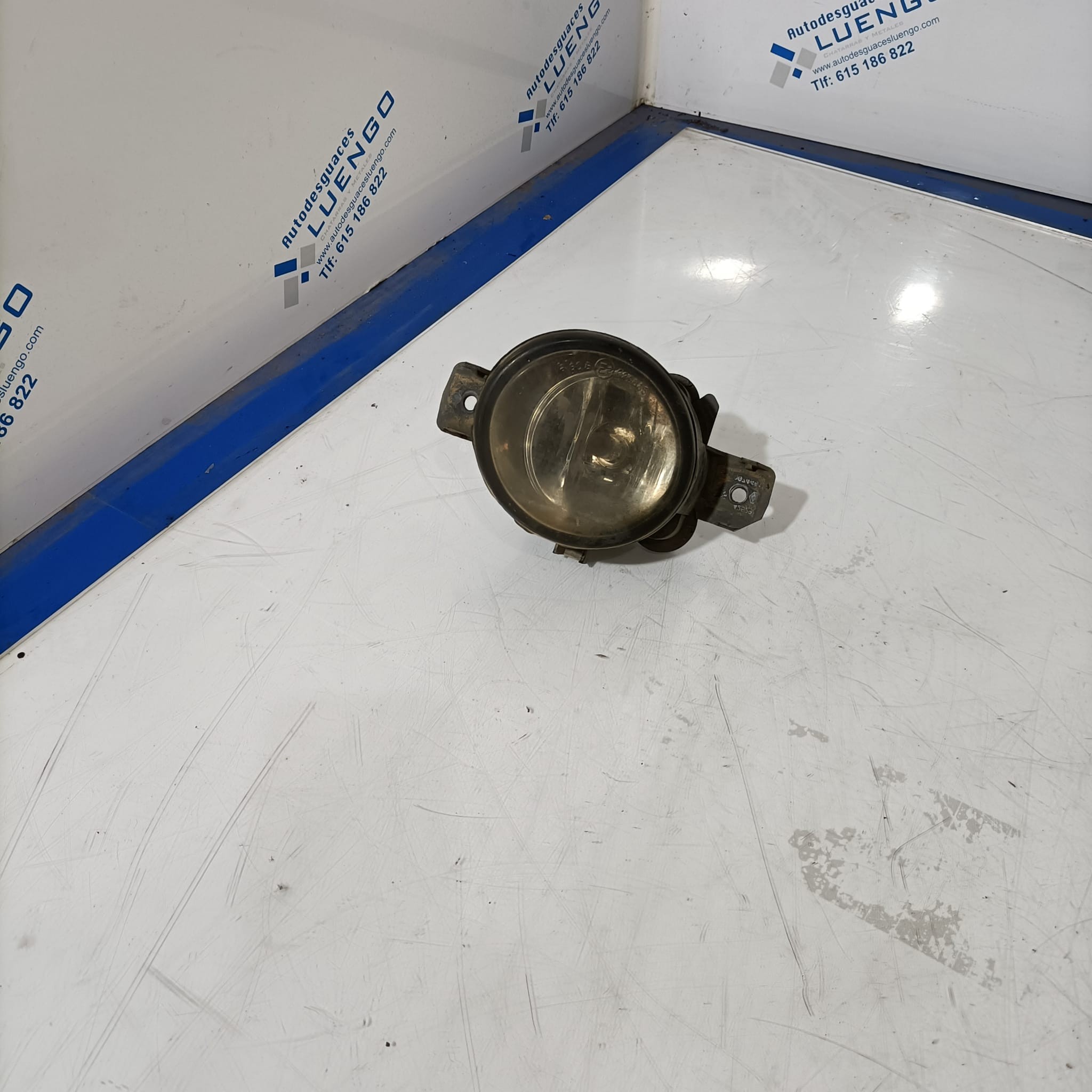 Faro antiniebla delantero izquierdo Renault Clio II 1.2 2001