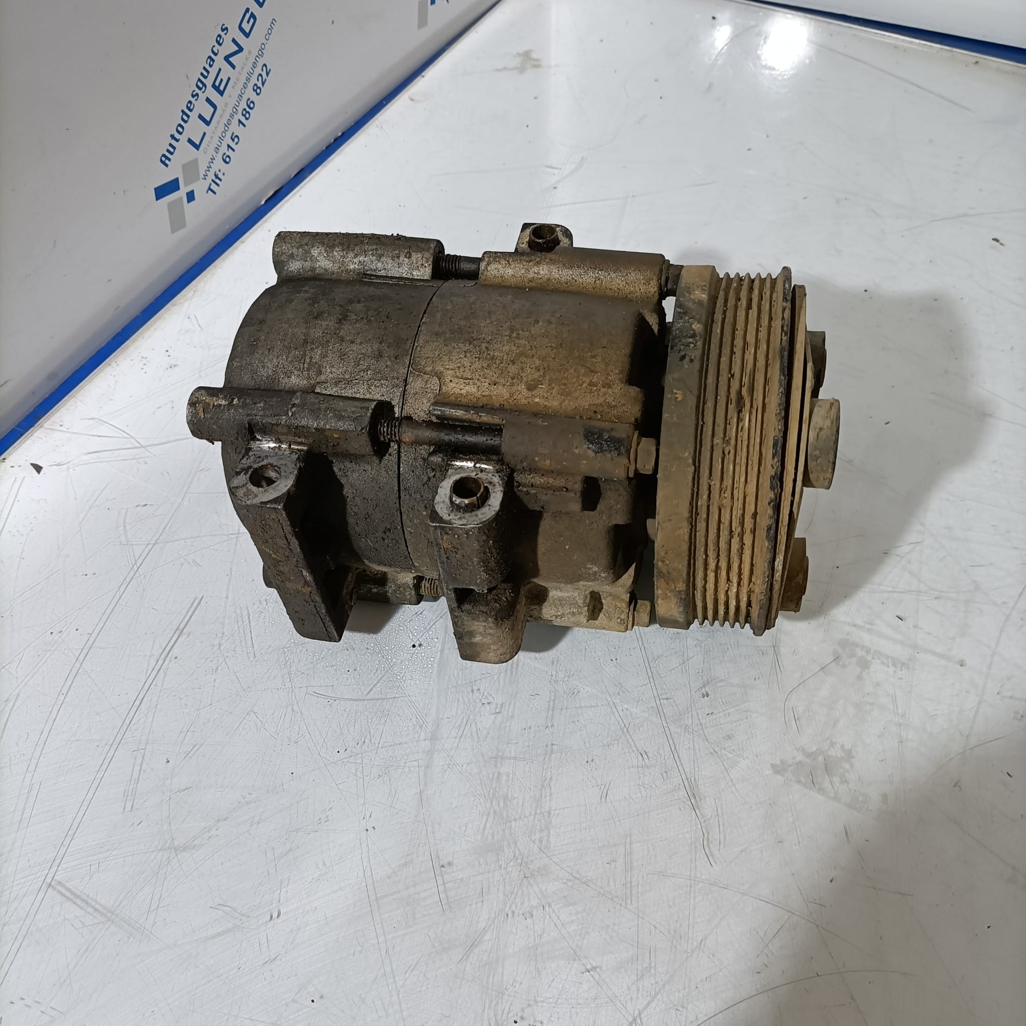 Compresor de aire acondicionado Ford Mondeo 2003