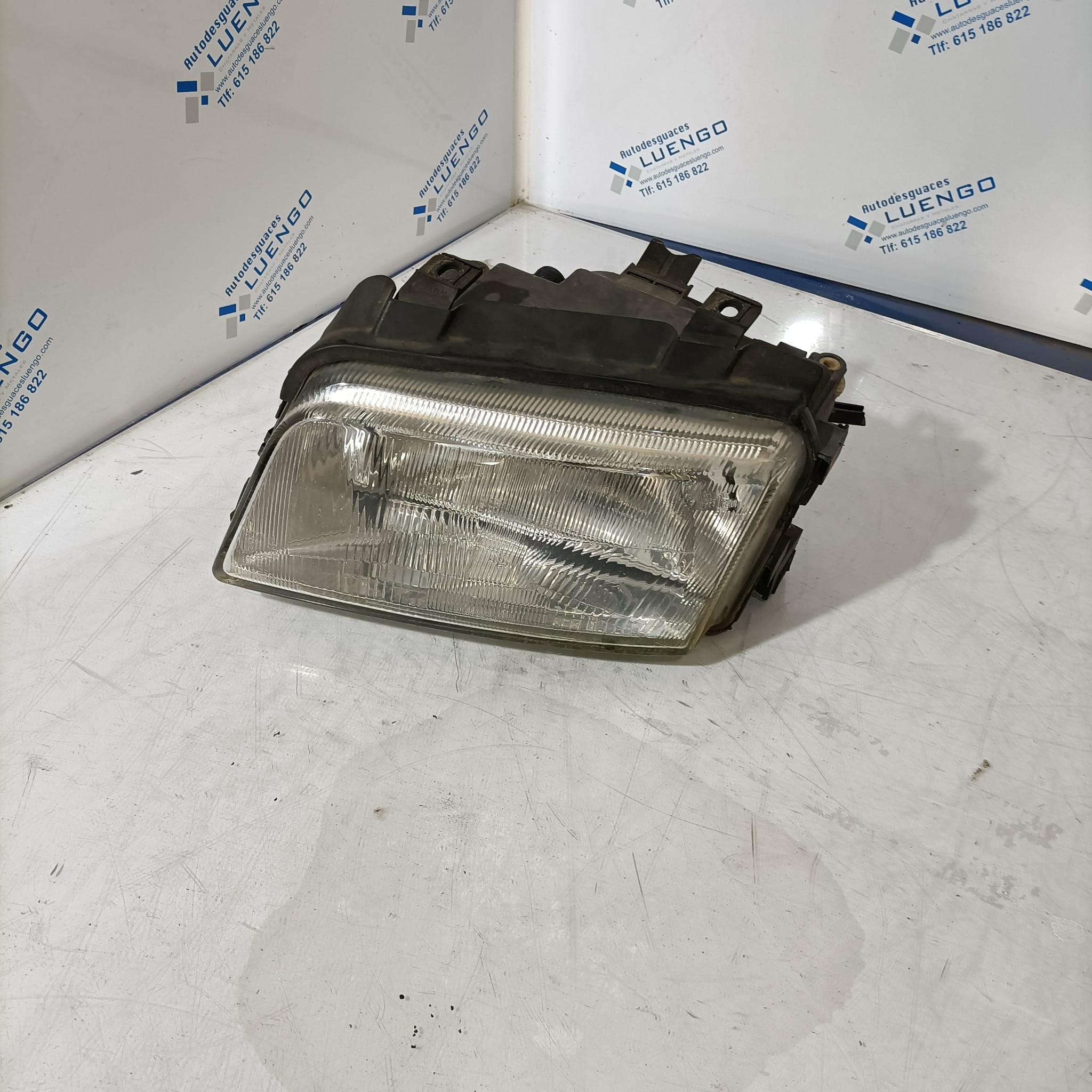 Faro delantero izquierdo Audi A4 1998